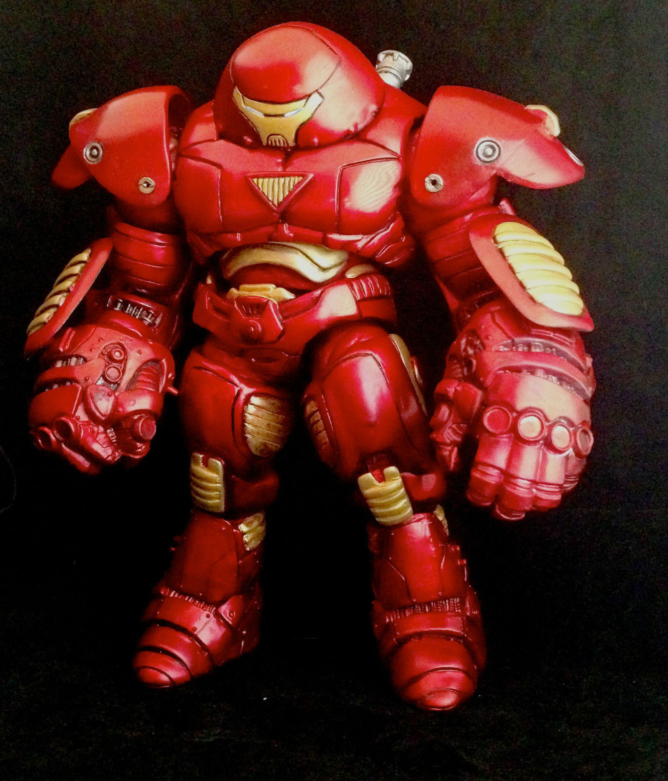 Wallpaper #oGeQ55IBSpphPi3-bziy149 Awesome Custom Hulkbuster Armor Figure