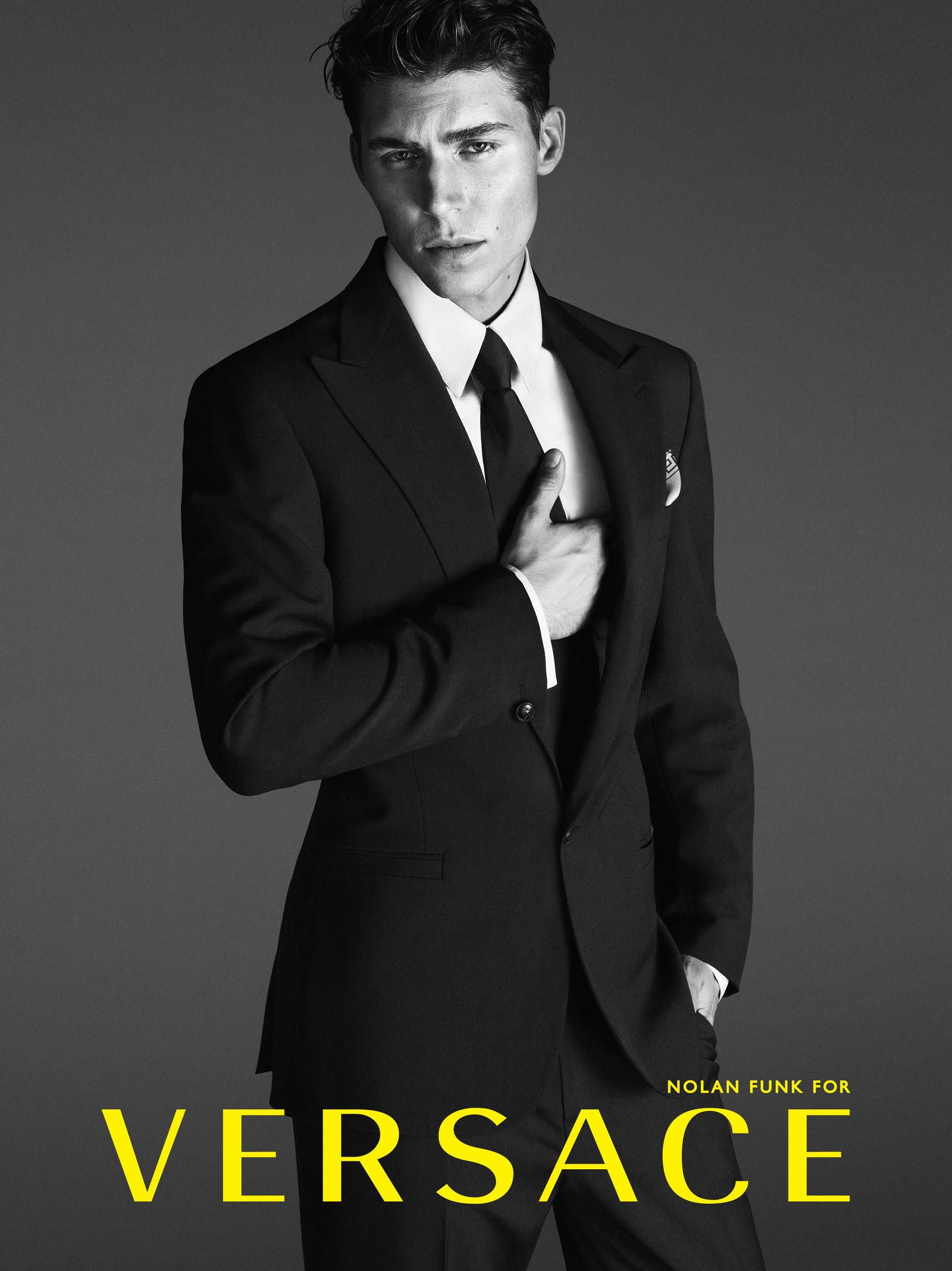 Wallpaper #MBVNNpMB-CQNECa2Lifj92 Nolan Gerard Funk Fronts Versace Springsummer 2014 Mens Campaign