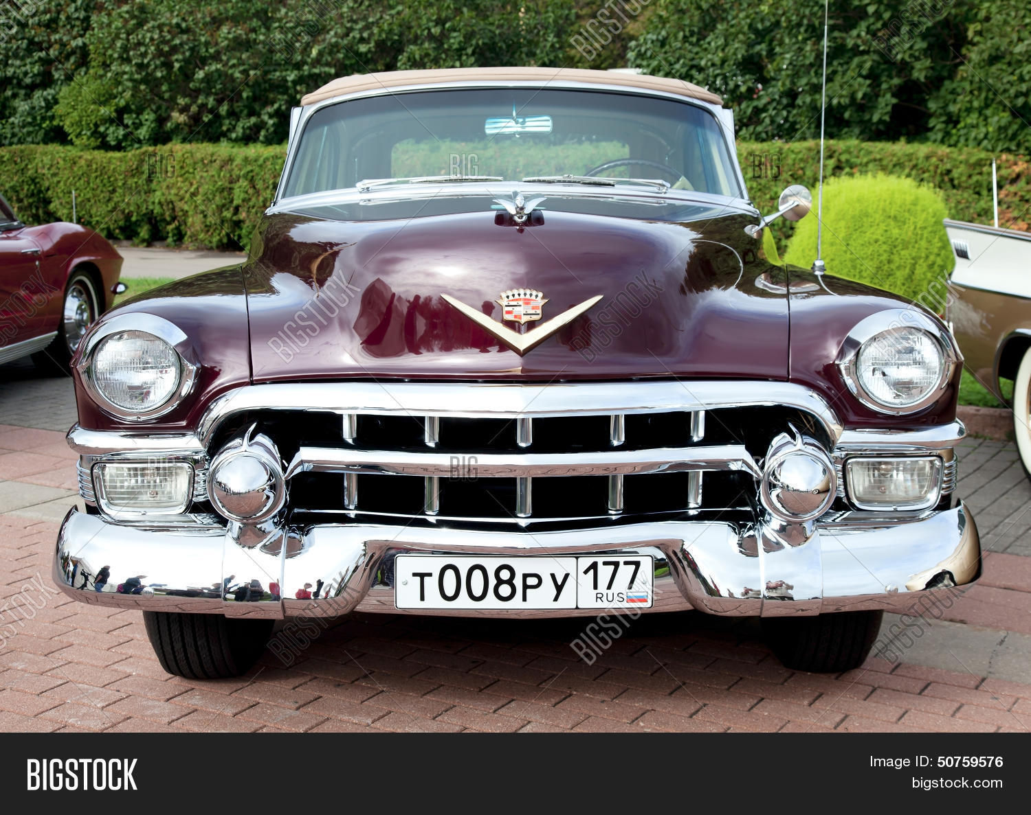 Wallpaper #kWidIpMBSpphPi3-uDN4270 Old Car Front View Image Photo Free Trial Bigstock