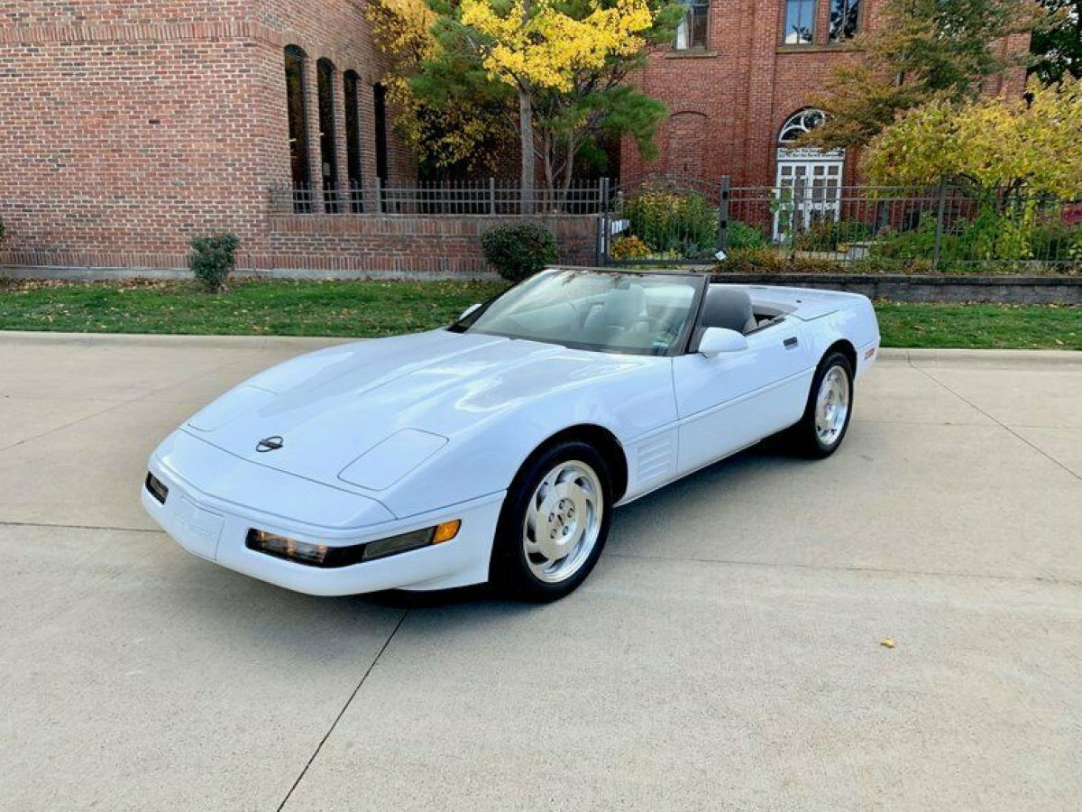 Wallpaper #-Gd-AZMBSpphPi3-aqp5158 1994 Chevrolet Corvette White Convertible 350 Lt1 Automatic for Sale