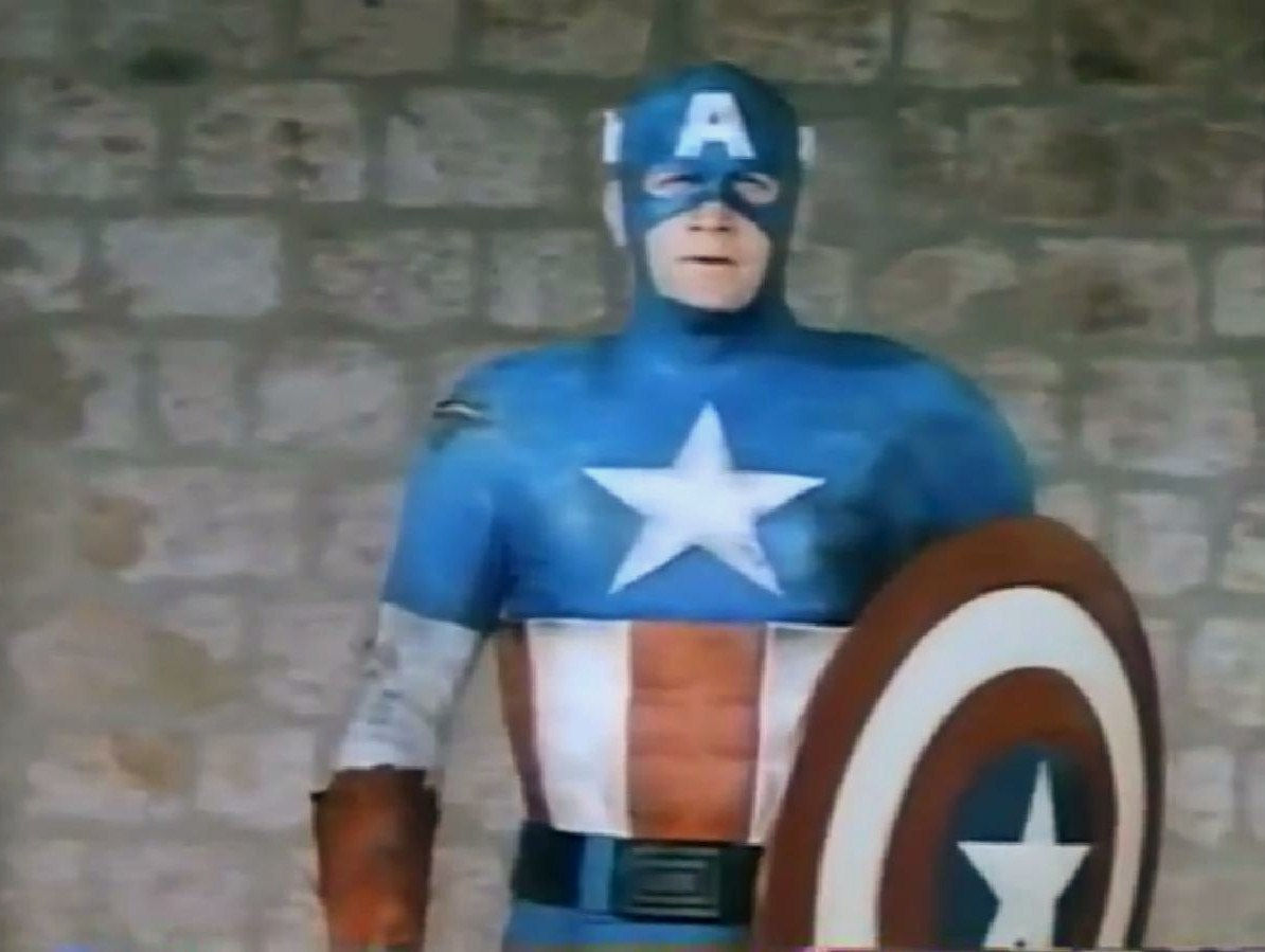 Wallpaper #XH02844Bnwiau_P6Mgyu27 Captain America 1990 Les Toiles Heroiques