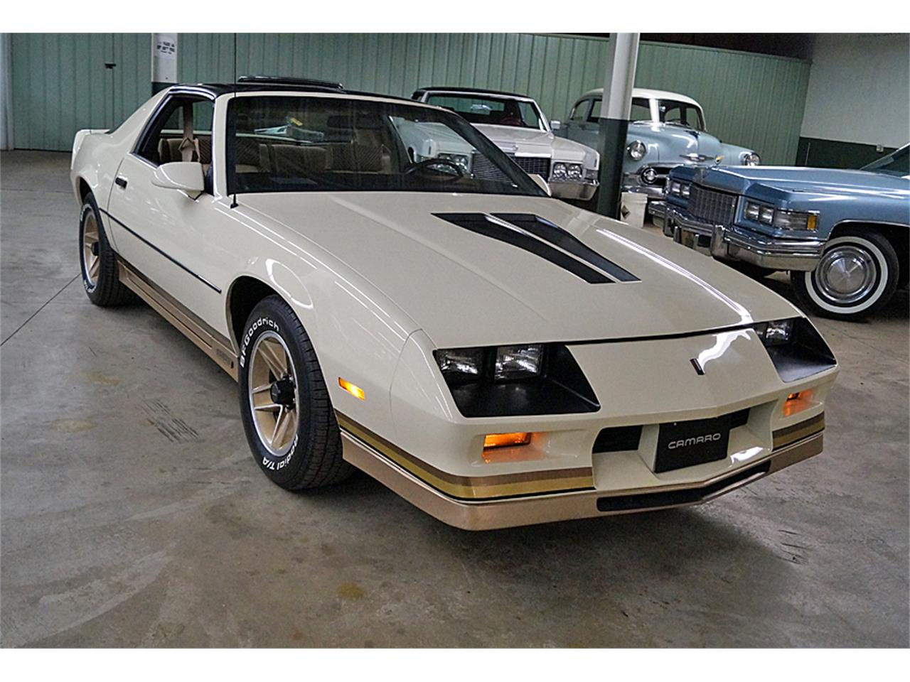 Wallpaper #GmfDBZMBSpphPi3-yr5s185 1984 Chevrolet Camaro Z28 for Sale Classiccarscom Cc 1094376