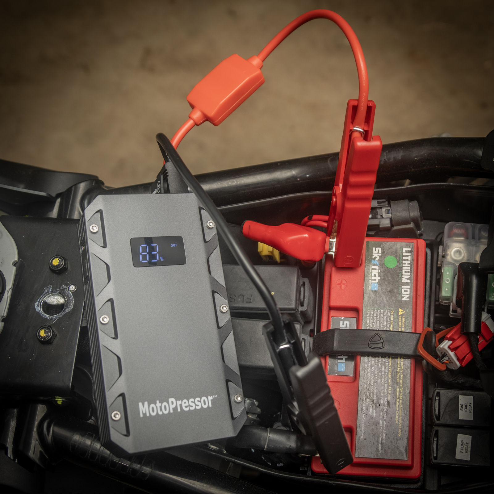 Wallpaper #xJ2lZ5cBkAG5jTCHgrMh174 Motopressor Jump Starter Kit 500a Adventure Bike Australia