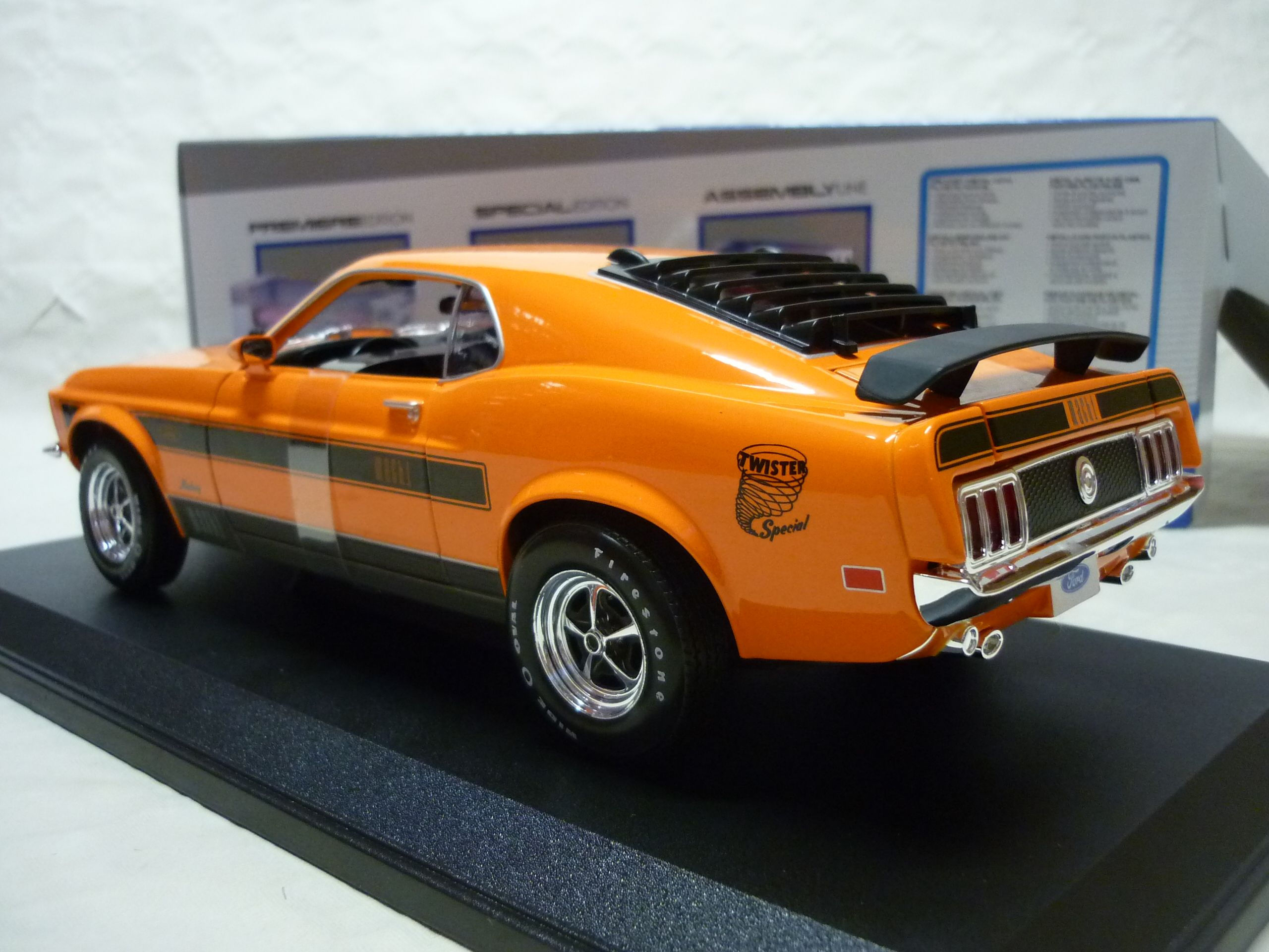 Wallpaper #8mcMCJMBSpphPi3-ysiS194 Ford Mustang Boss Mach 1 1970 118 Maisto Les Miniatures