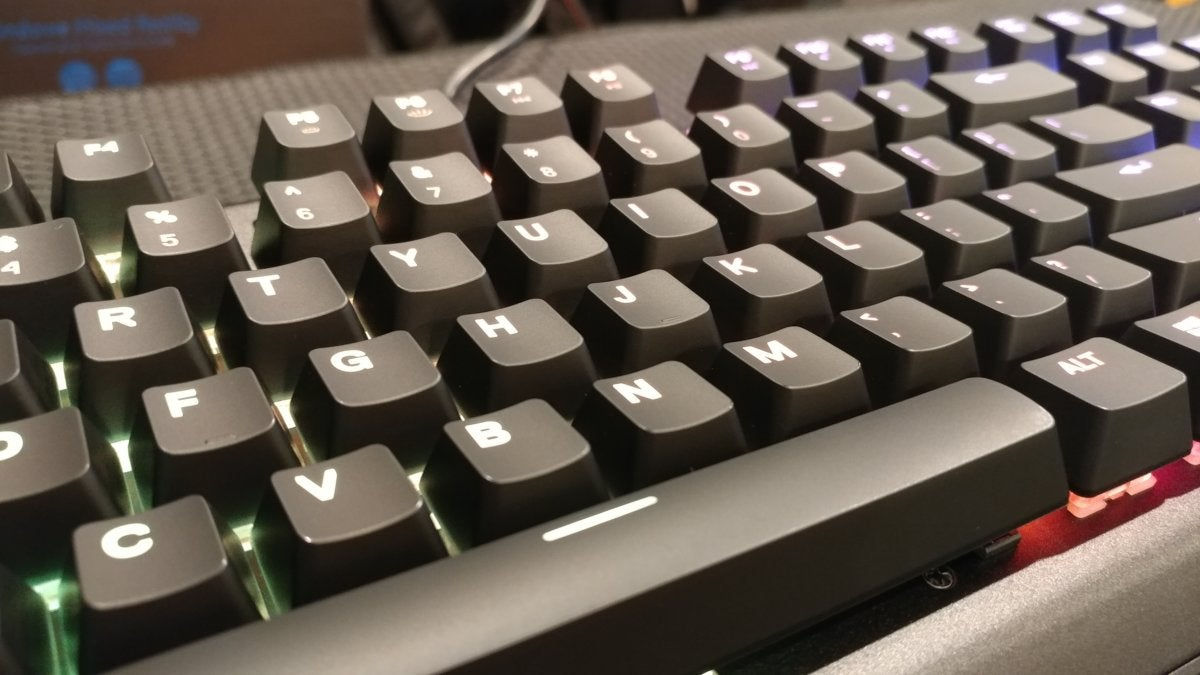 Wallpaper #n7jo15IBJvJKYCmEcuUh330 Steelseries Apex M750 Review for People Who Prioritize Rgb Lighting