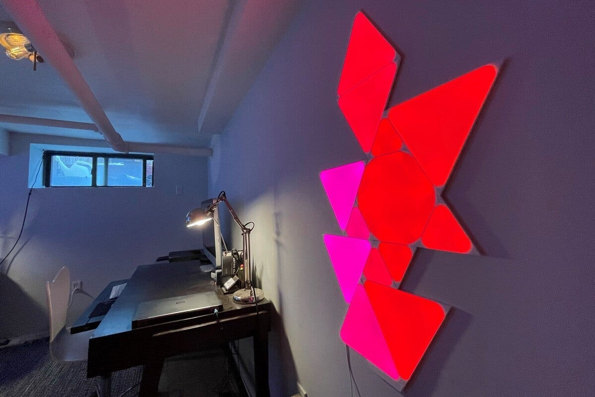 Wallpaper #G2f0-ZIBSpphPi3-oo8n142 Nanoleaf Shapes Triangles Review Variety is the Spice of Light