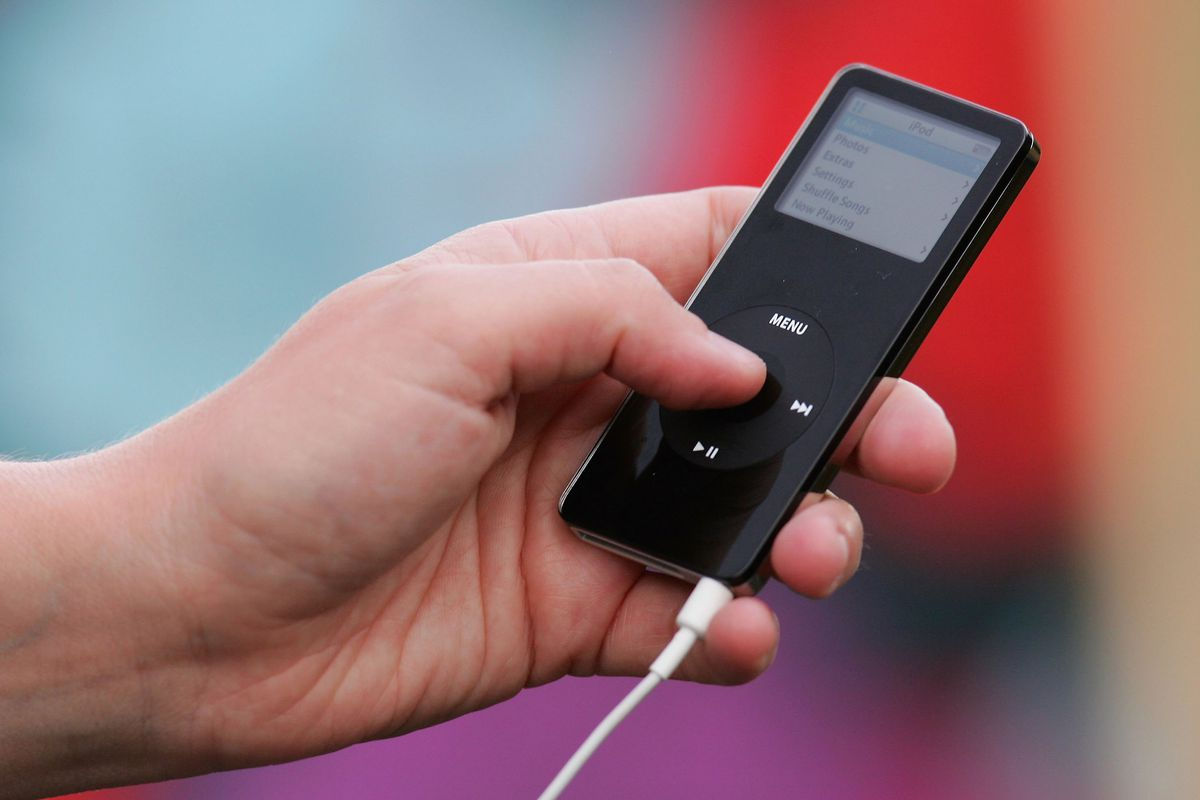 Wallpaper #m1MLNZMBYjRkjcHs_-ju253 The iPod Nano Had a Weird Amazing History the Verge