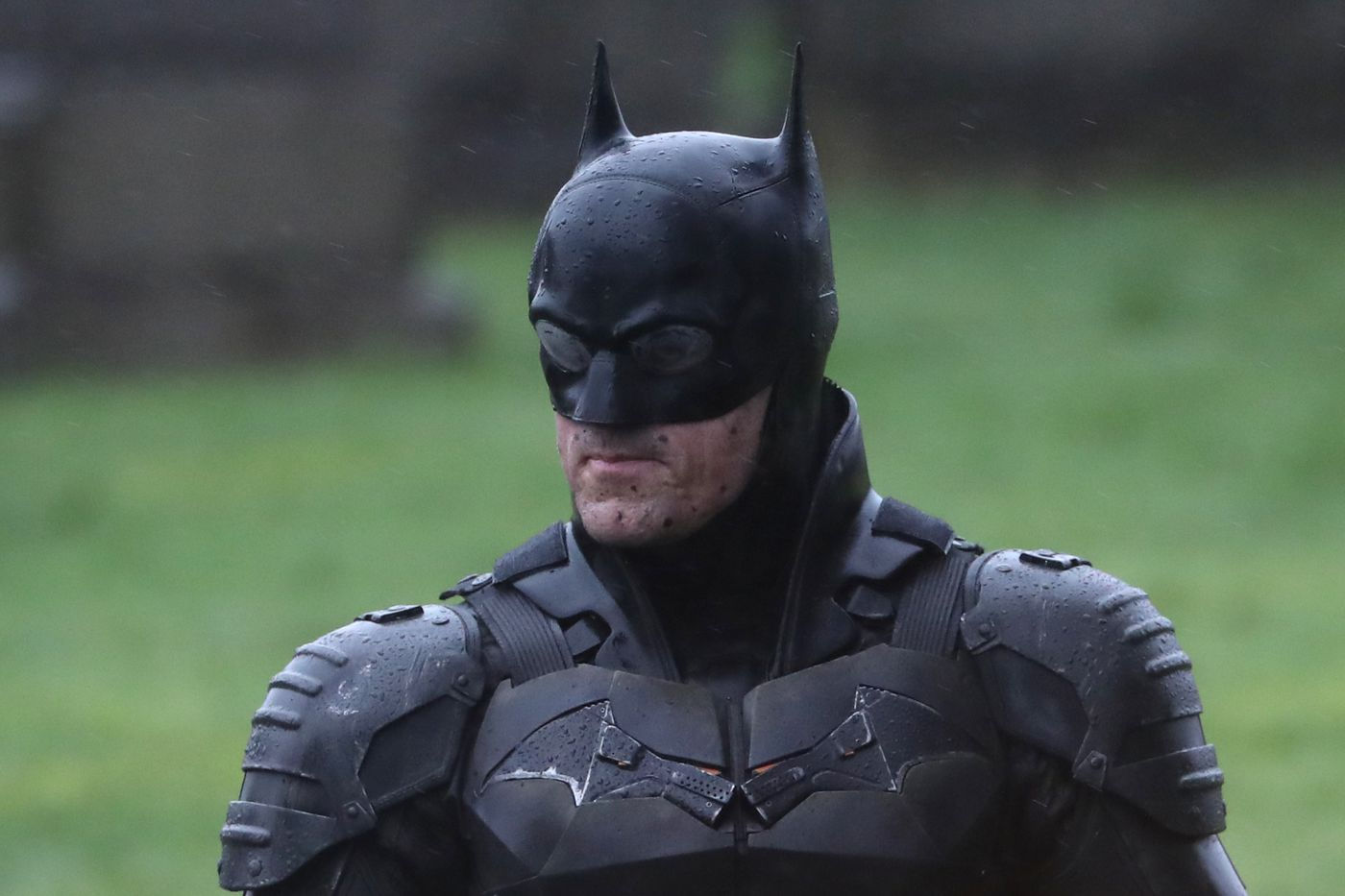 Wallpaper #DRlkLo8BtGB6xQ78IpWV19 The Batman Set Photos Reveal Pattinsons Full Costume and Bat Bike
