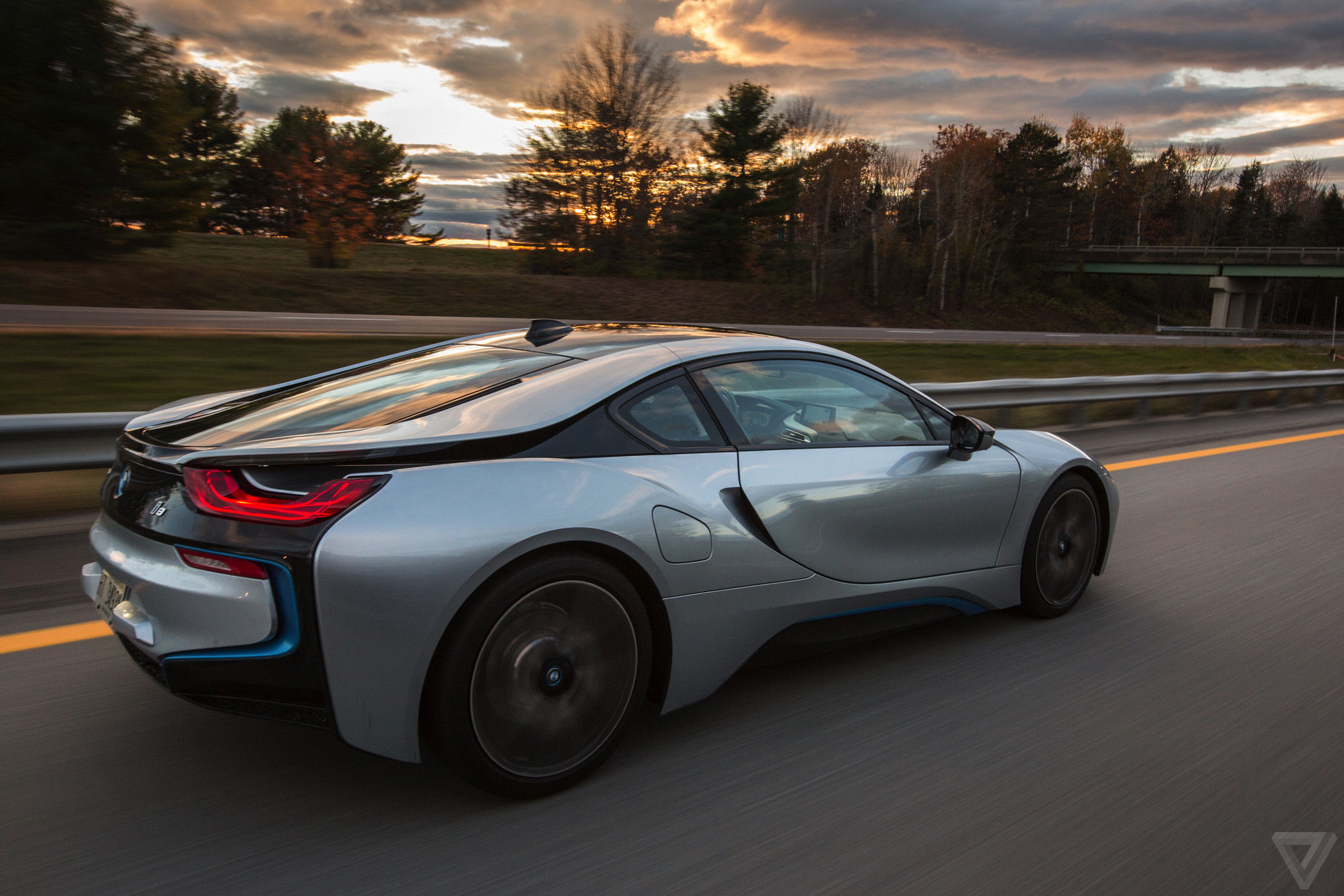 Wallpaper #g1gkNJMBzN9vxX34lzu686 Thunder and Lightning BMW i8 Review the Verge