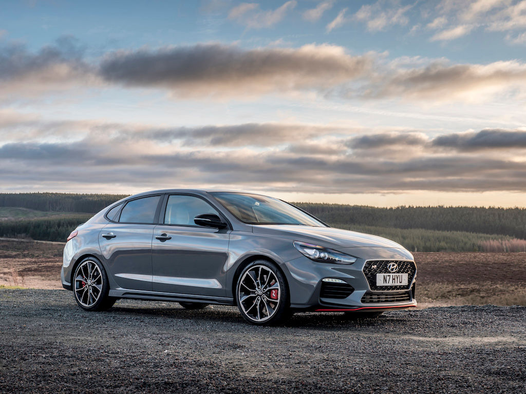 Wallpaper #RGggHpMBSpphPi3-iyiC90 Grey Remains Uks Favourite New Car Colour