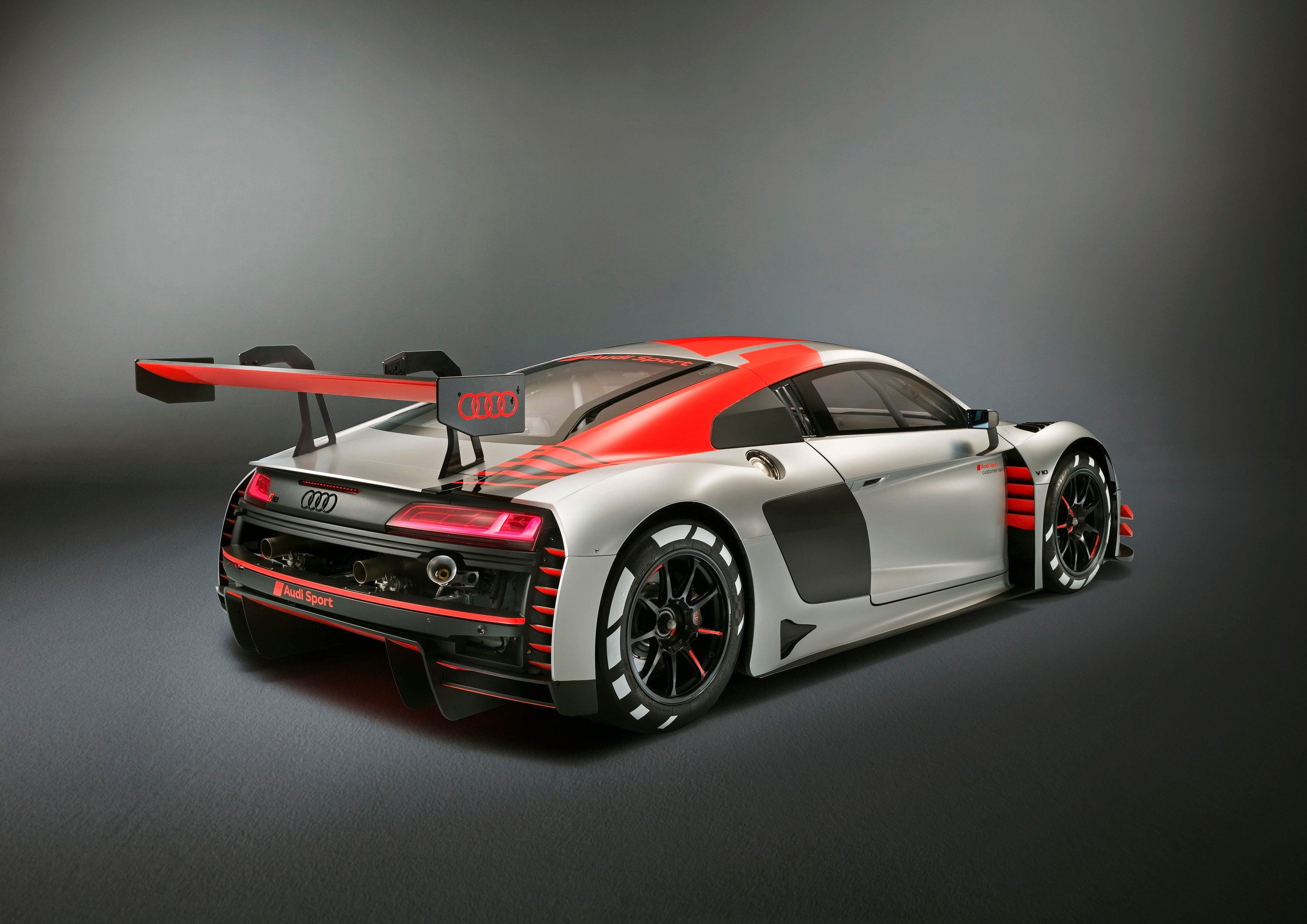 Wallpaper #yGiiGJMBSpphPi3-zxN_4 Take a Look at the New Audi R8 Lms Gt3 Evo and Non Evo Side by Side