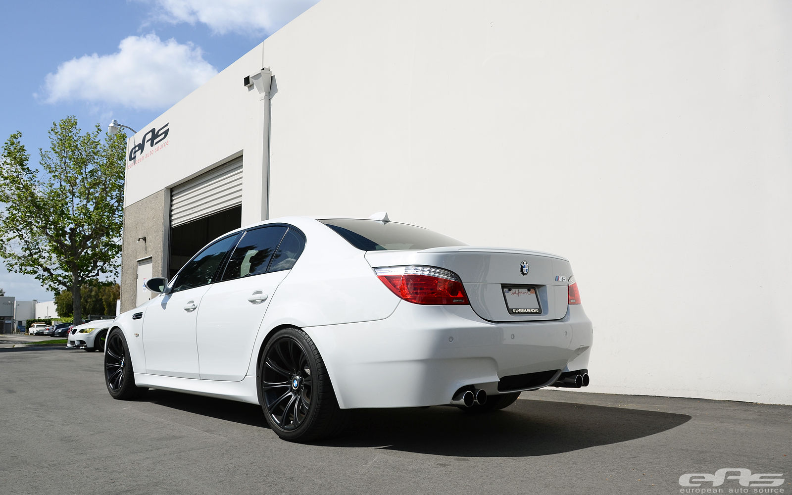 Wallpaper #PRmLBo8BtGB6xQ78zFQf54 White BMW E60 M5 Receives Spacers and Custom Springs at Eas Autoevolution