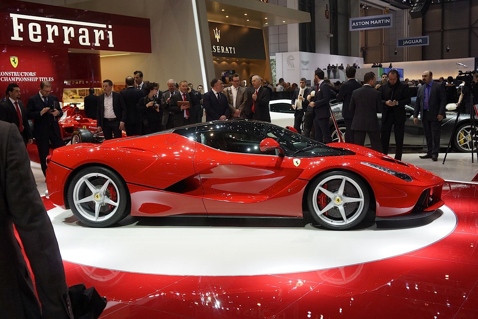 Wallpaper #ePTLOZMBKFX8bn3rZ3fq105 2013 Laferrari Ferrari Enzo Successor Revealed in Geneva