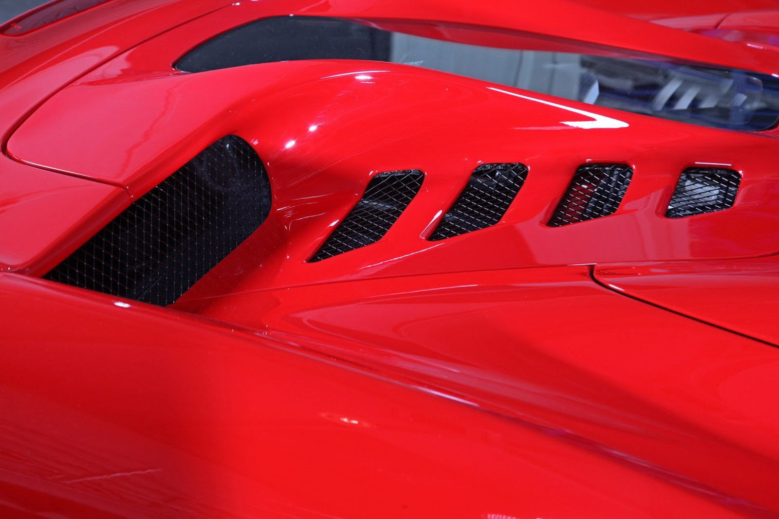 Wallpaper #ame_-ZIBSpphPi3-V46J304 Ferrari 458 Spider Gets Transparent Engine Cover