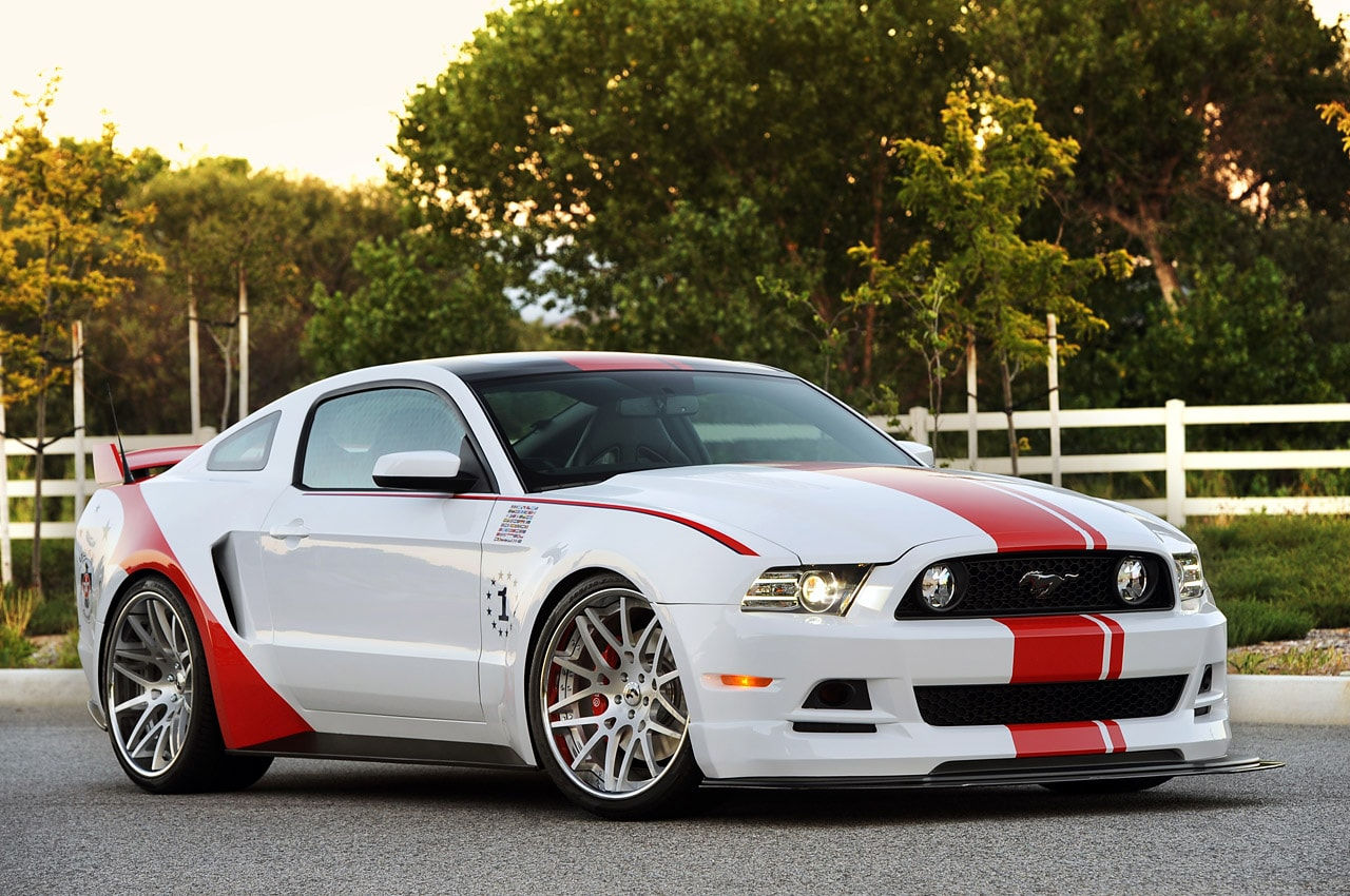 Wallpaper #JnRqvo4B_8f4nGFa0Wwc14 Have a Closer Look at the 2014 Ford Mustang Usaf Thunderbirds Edition