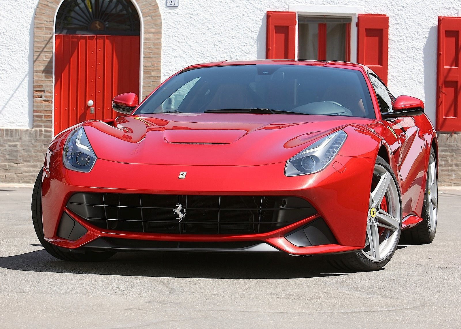 Wallpaper #uHOAgY4BFI5NbQksEhiC20 Ferrari F12 Berlinetta 2012 2013 2014 2015 Autoevolution