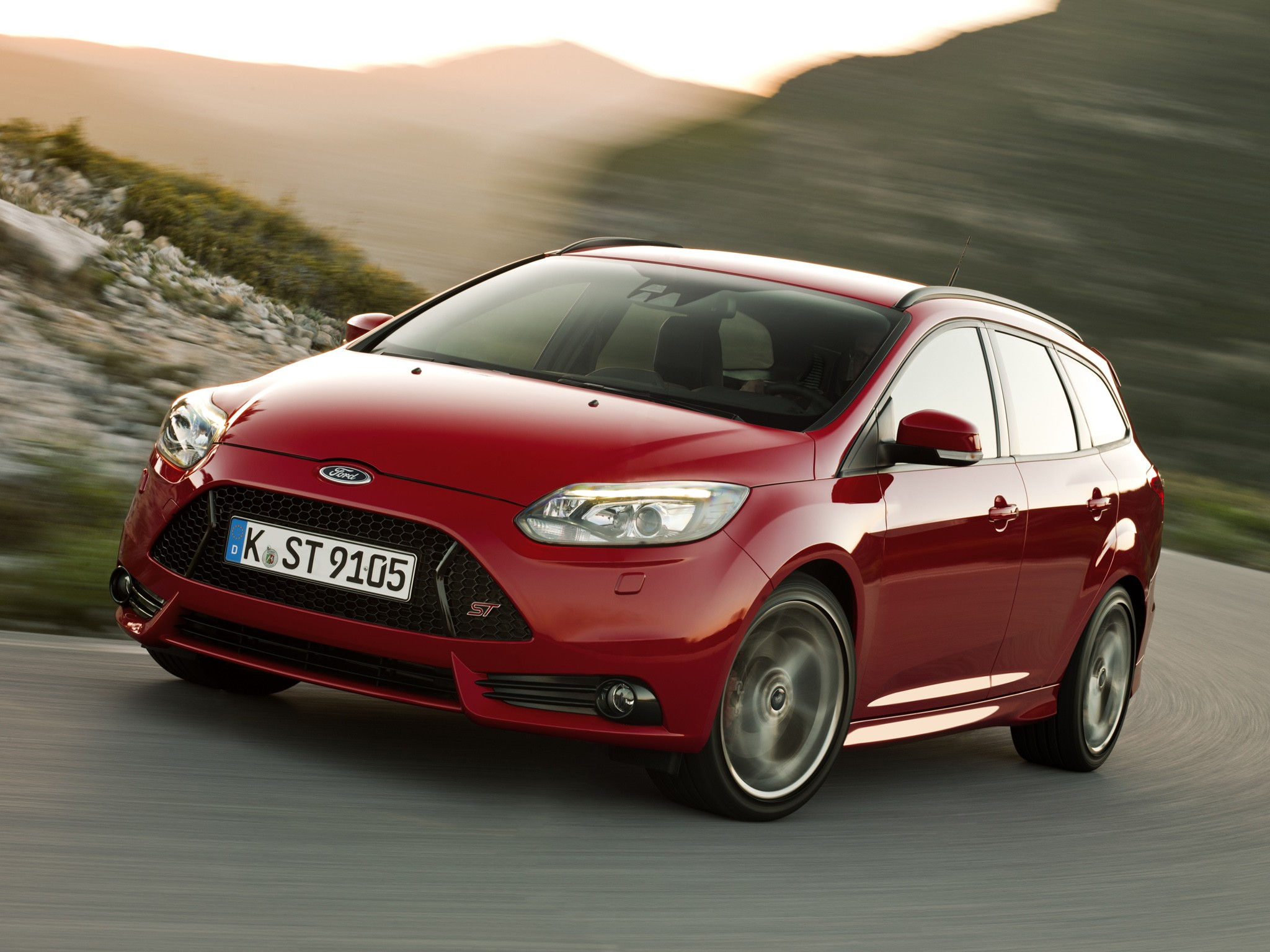 Wallpaper #_xkrGI8BtGB6xQ78y3Br25 Ford Focus St Estate 2012 2013 2014 2015 2016 Autoevolution