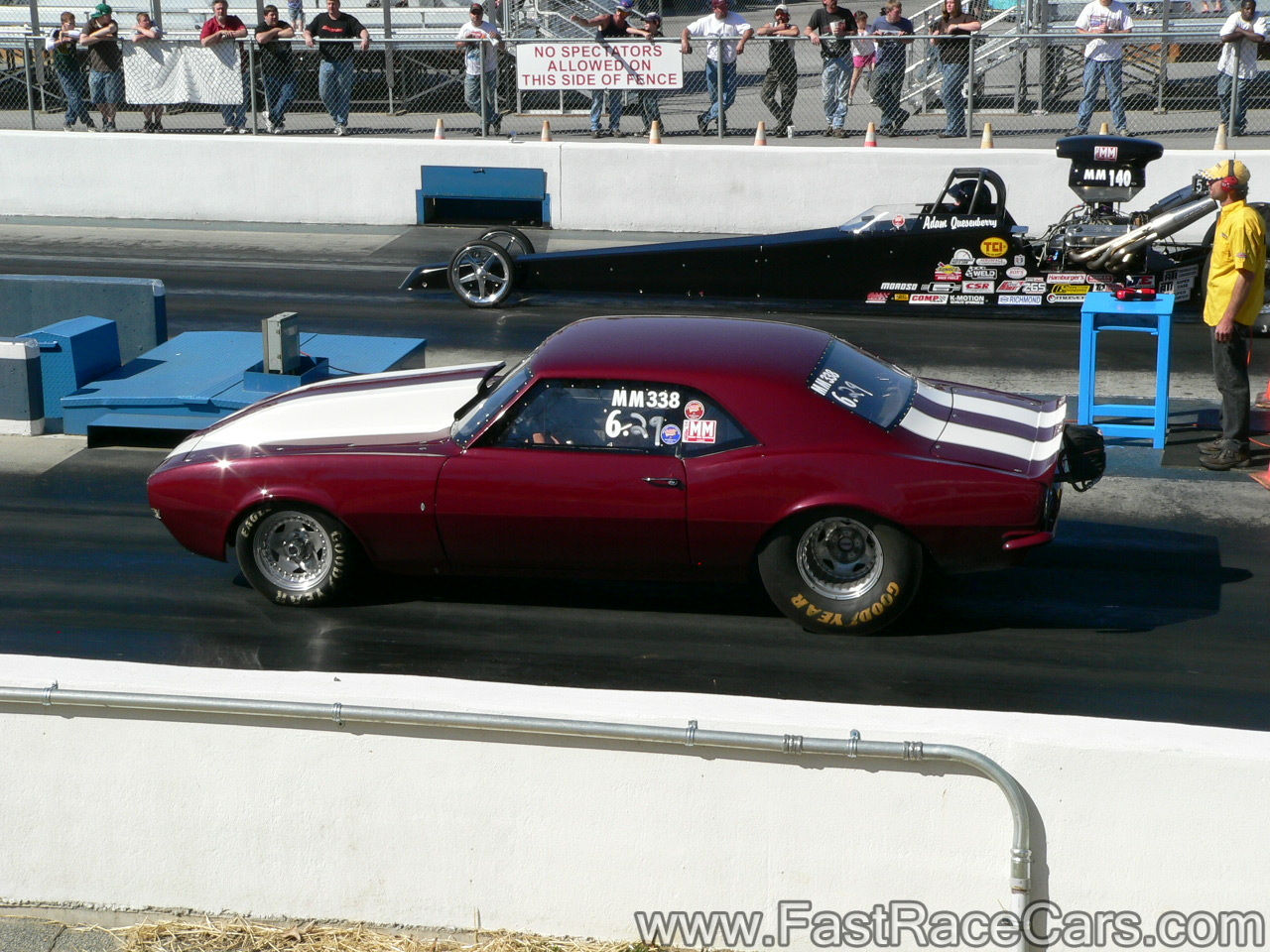 Wallpaper #BQNSZZMBpyOg8YnEH9mj226 Drag Race Cars Camaros Picture of 1967 Maroon Camaro with White