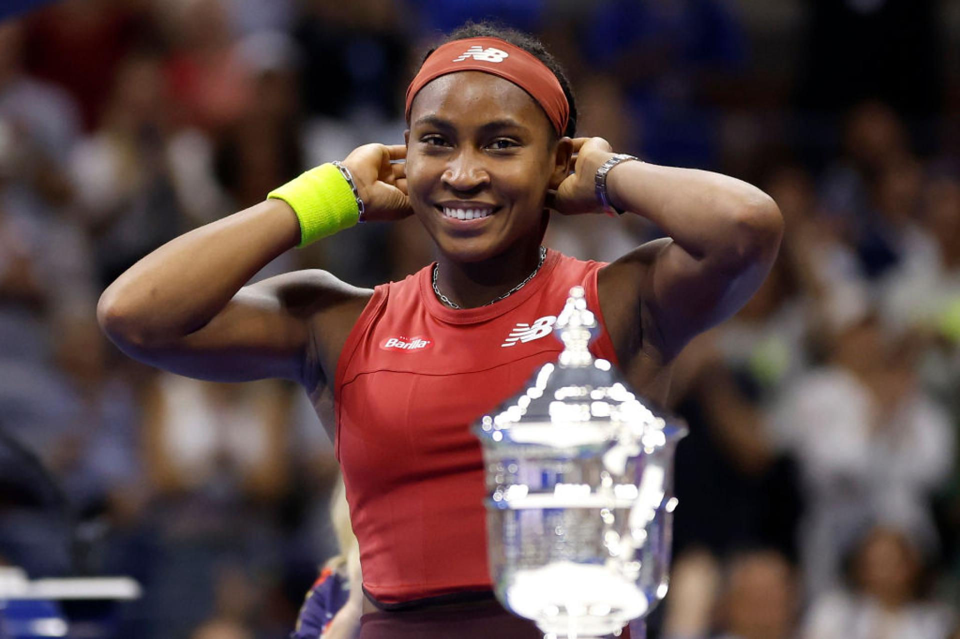 Wallpaper #pGer-pIBSpphPi3-jpGC327 Coco Gauff Achieves Her New Career High Ranking Following Us Open Victory