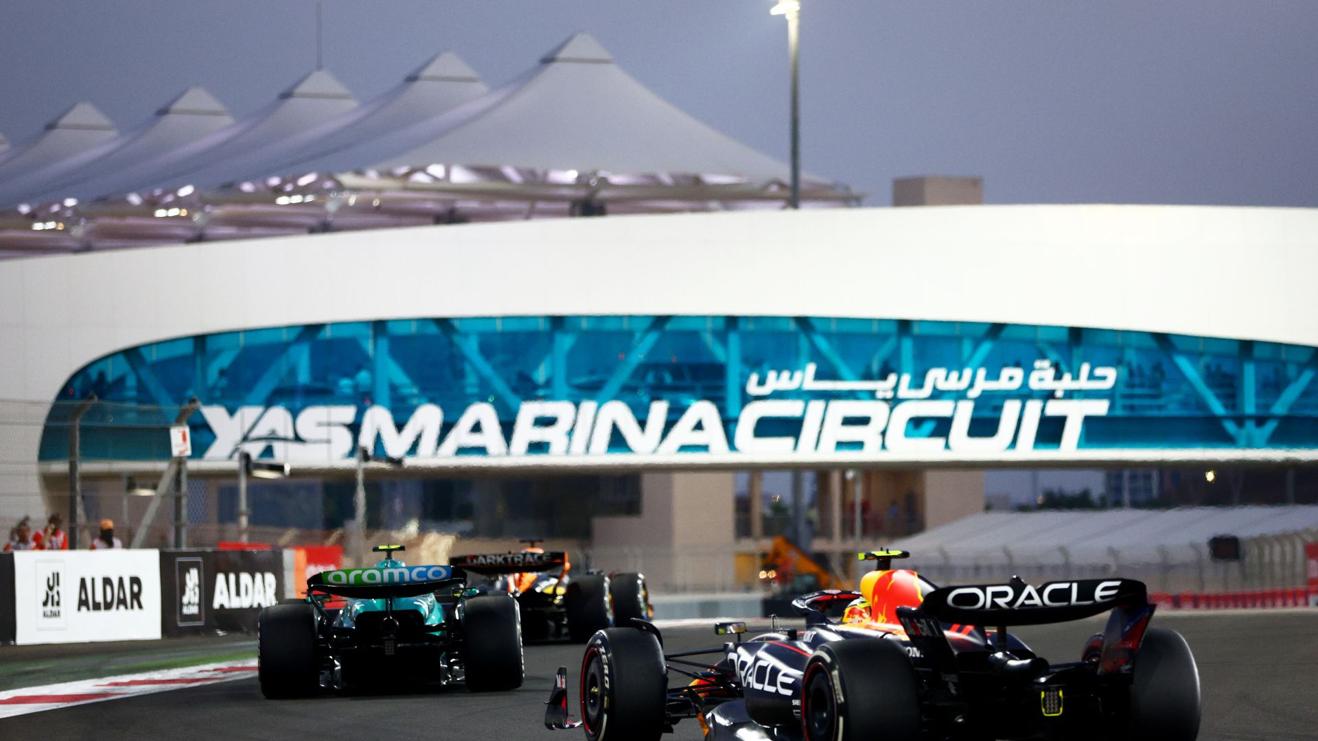 Wallpaper #6bl-3ZIBJvJKYCmErABD296 How Far is It from Dubai to the Abu Dhabi Grand Prix F1 News