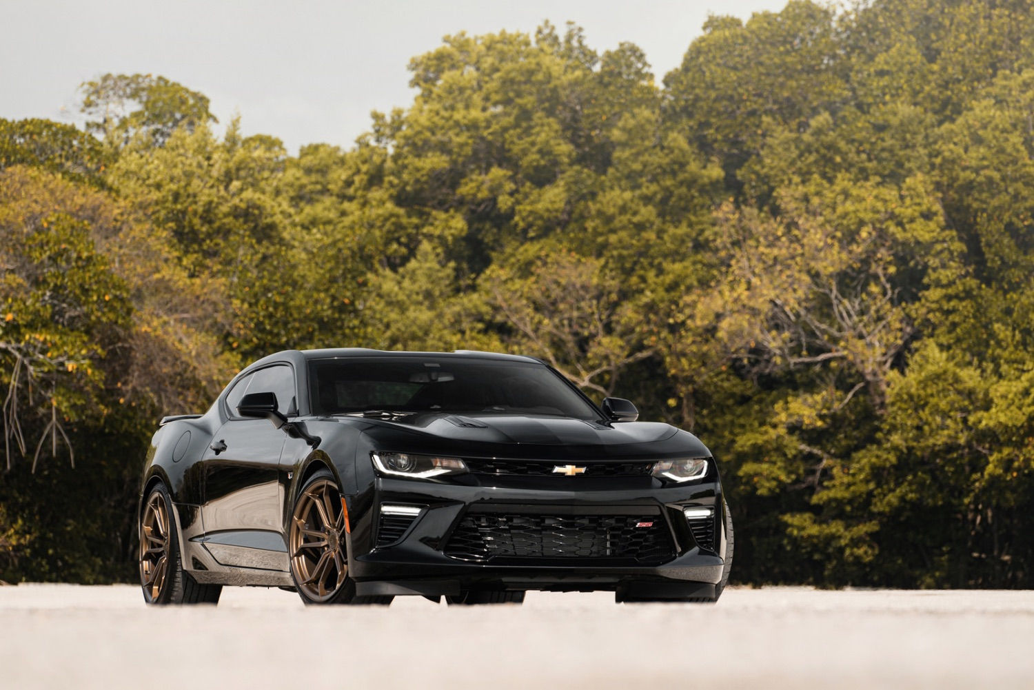 Wallpaper #ivBOgJcBi4JM6agGPiGw6 Chevrolet Camaro Ss 6th Gen Black Avant Garde M632 Wheel Front