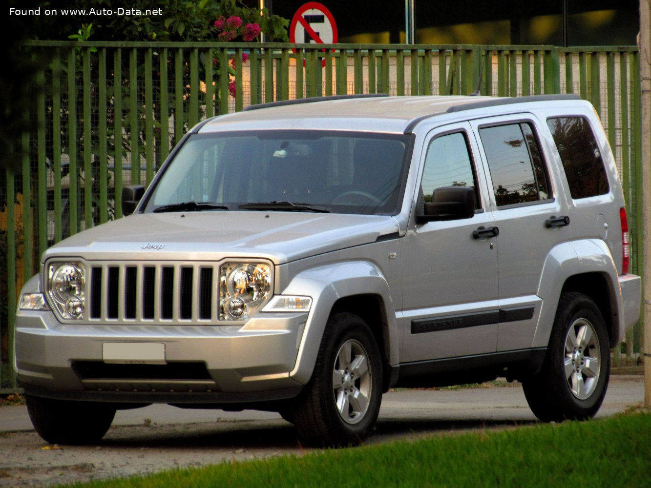 Wallpaper #rhntO48BtGB6xQ788rI836 Cherokee Jeep Reveals First Images of All New 2022 Electrified Jeep