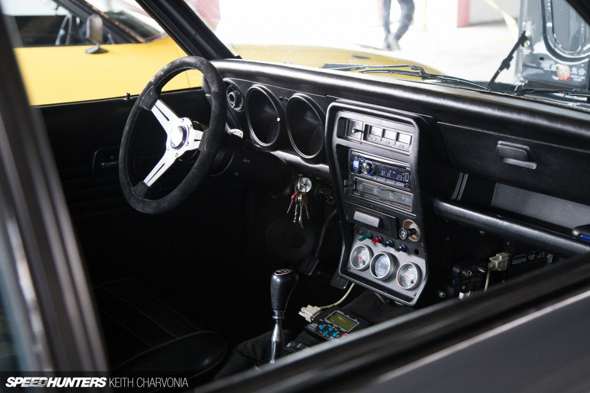 Wallpaper #-2cOBJMBSpphPi3-_LVI285 A Mazda Rx 3 with Lambo Paint Speedhunters