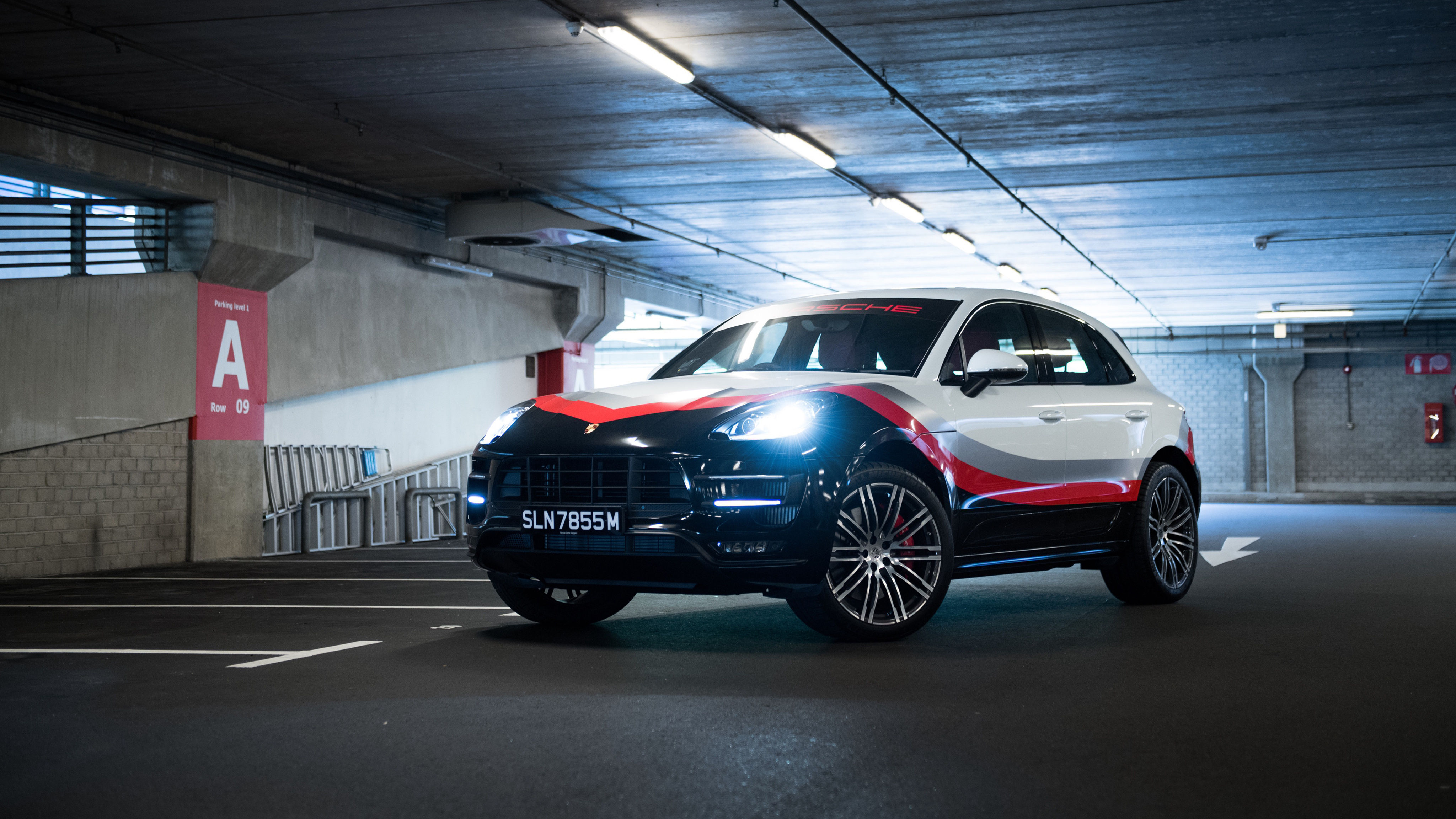 Wallpaper #-nOwg44BFI5NbQksqBuK45 2017 Porsche Macan Turbo Performance Package 4K Wallpaper HD Car