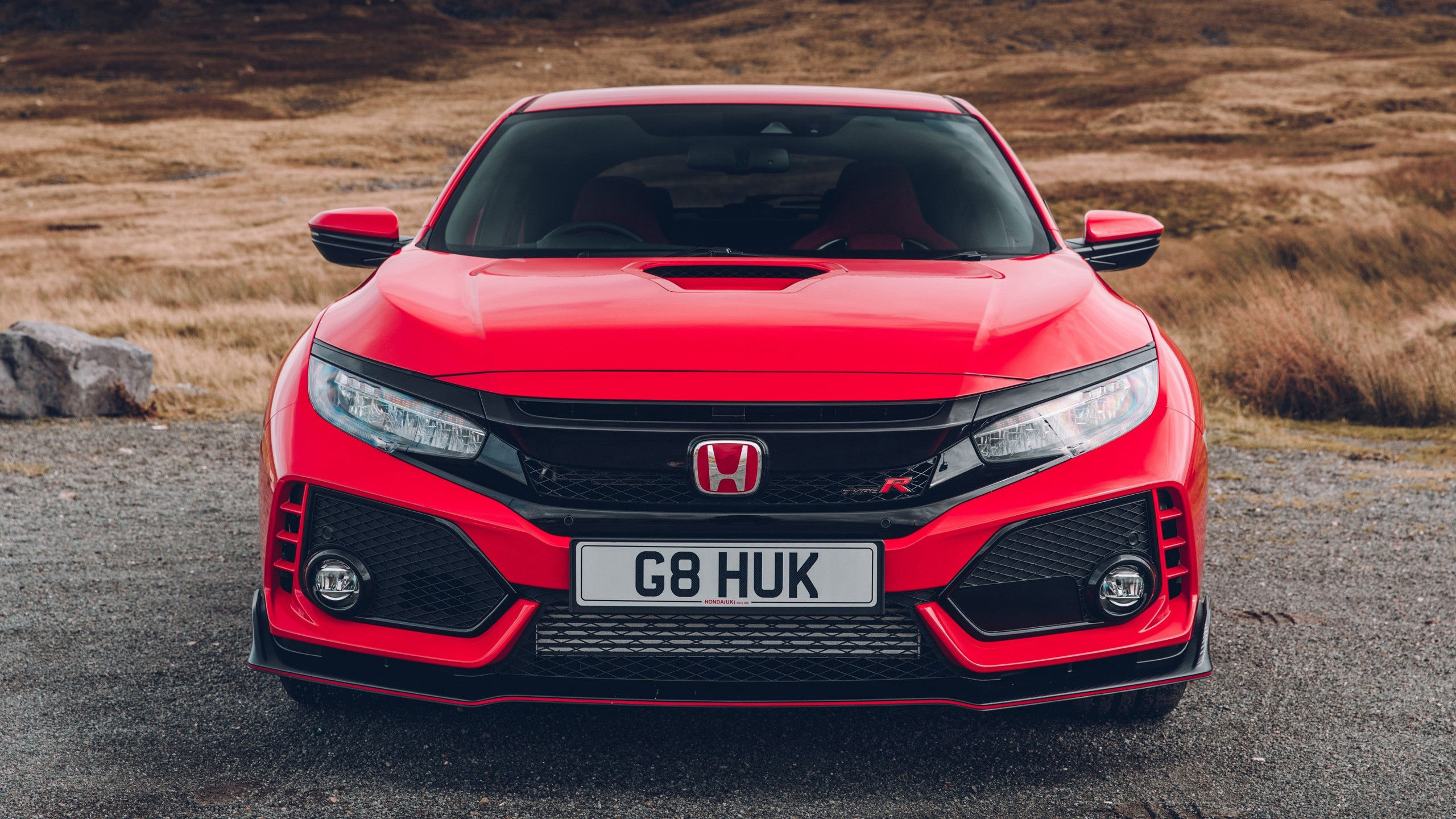 Wallpaper #r0U0l44B7YBJg1BVZKDq4 A Red Honda Civic Type R Parked on a Windy Road