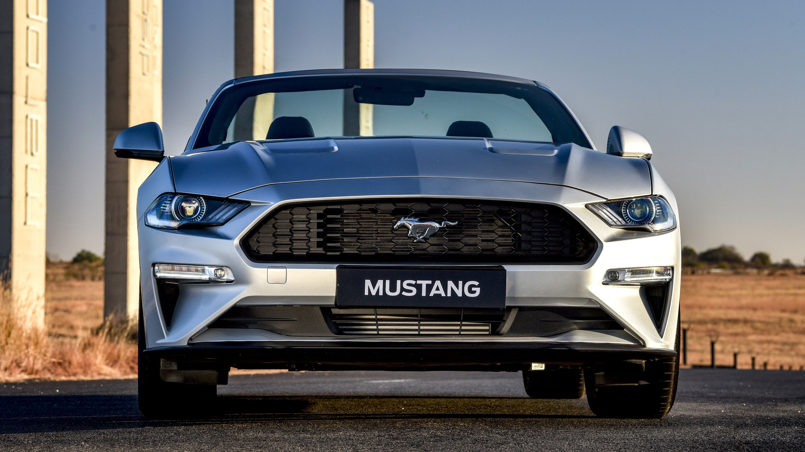 Wallpaper #_kWjoY4B7YBJg1BVvqN840 The Sleek and Powerful Ford Mustang