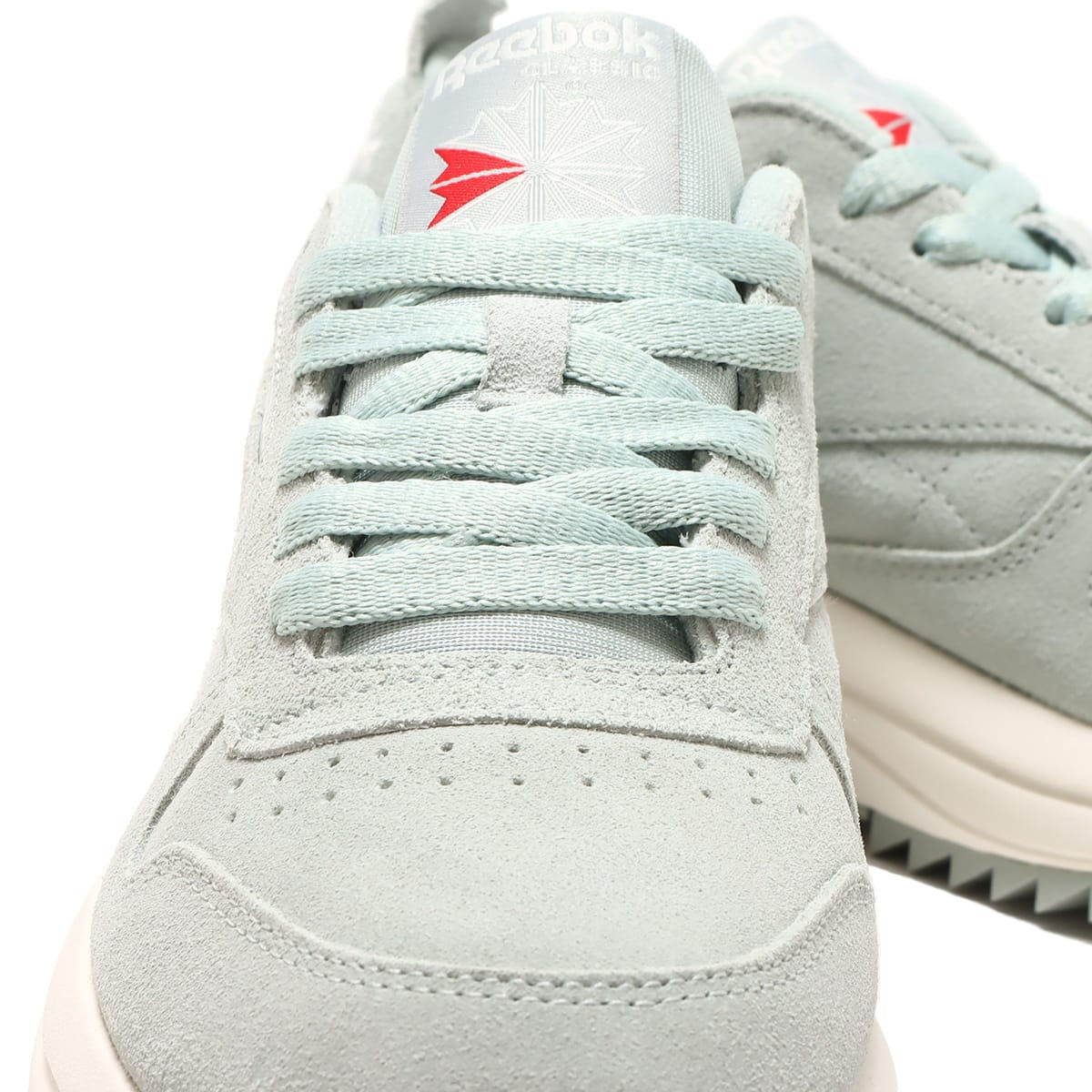 Wallpaper #qmd-DJMBSpphPi3-ad6B332 Reebok Classic Leather Sp Extra Chalksea Spray Chalk