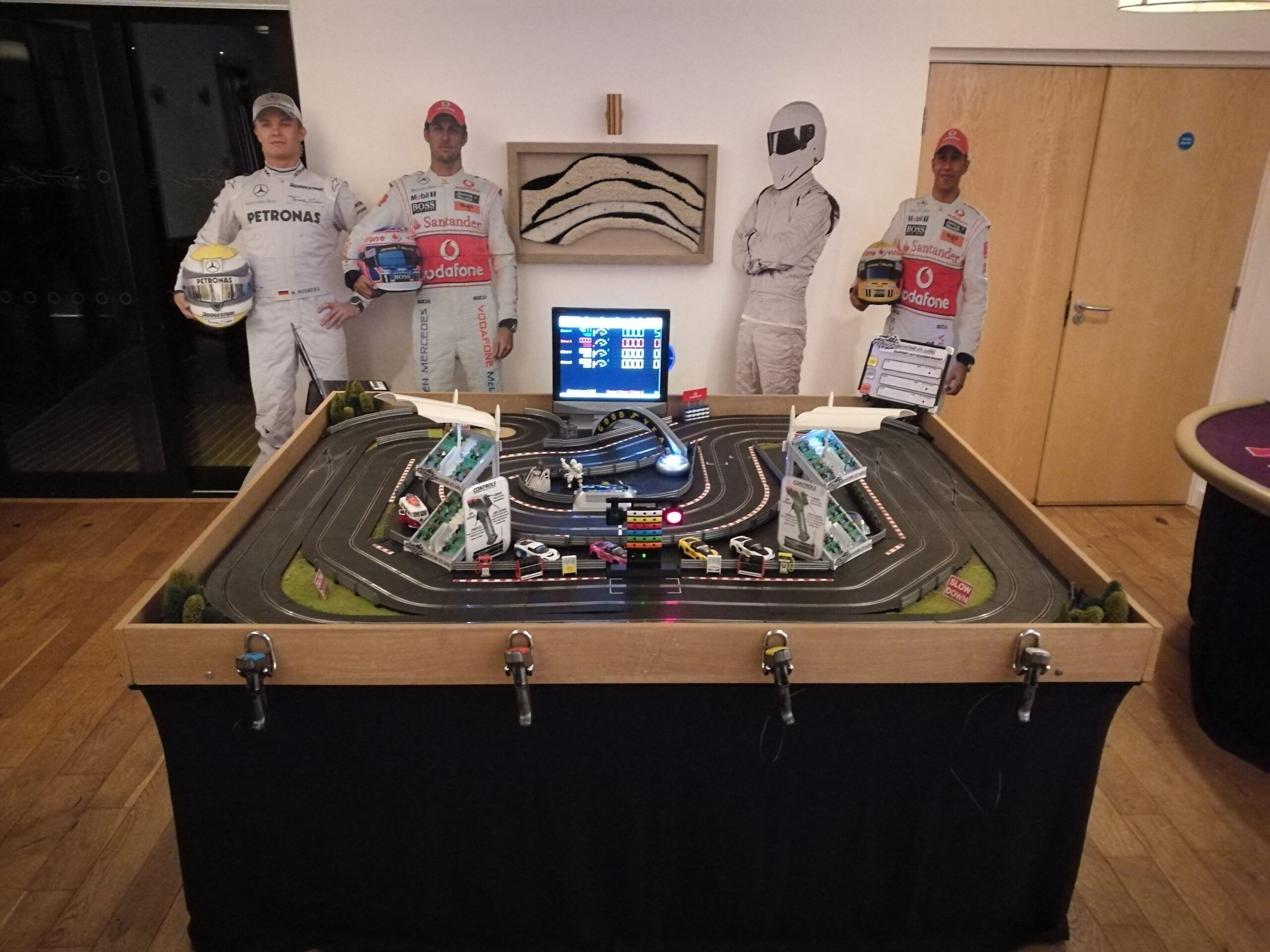 Wallpaper #fWe5-5IBSpphPi3-D5W4422 Scalextric Digital Circuit Hire Scalextric Event Hire Based in the