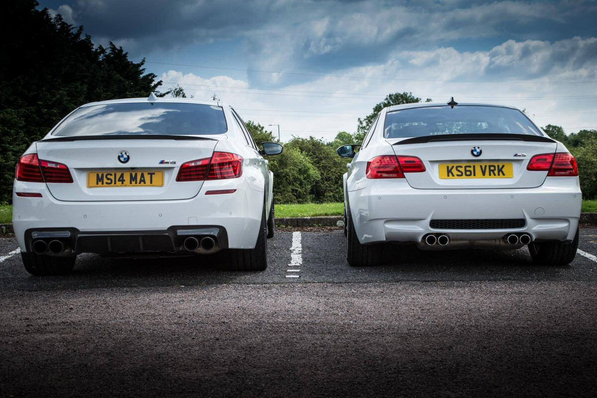 Wallpaper #a2597 01 BMW Ix Xdrive40 Sport Alpine White Paul Tans Automotive News