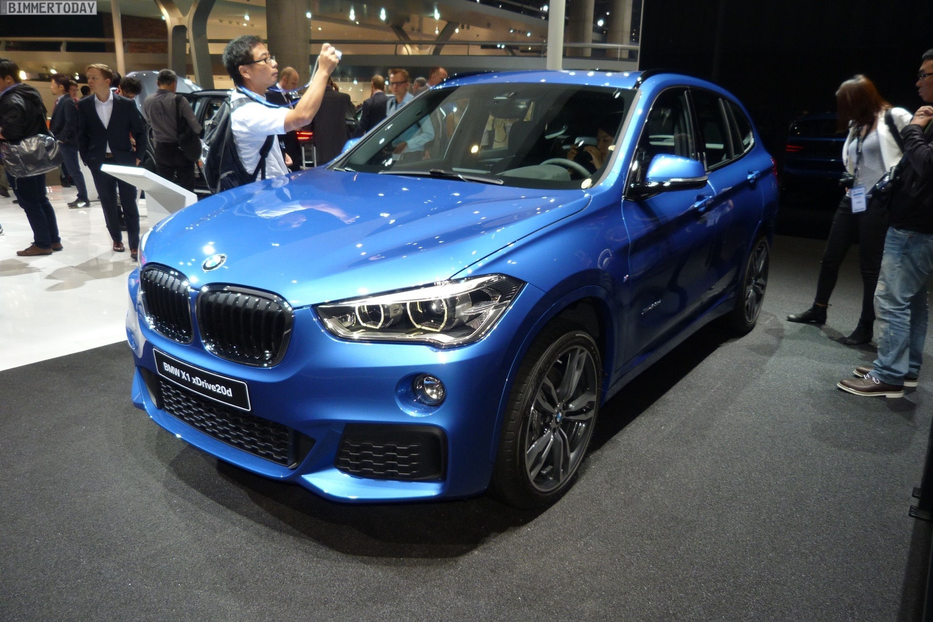 Wallpaper #xjMjM5MBcgDP3FvJ7qmG83 Iaa 2015 BMW X1 F48 Mit M Sport Paket in Estorilblau