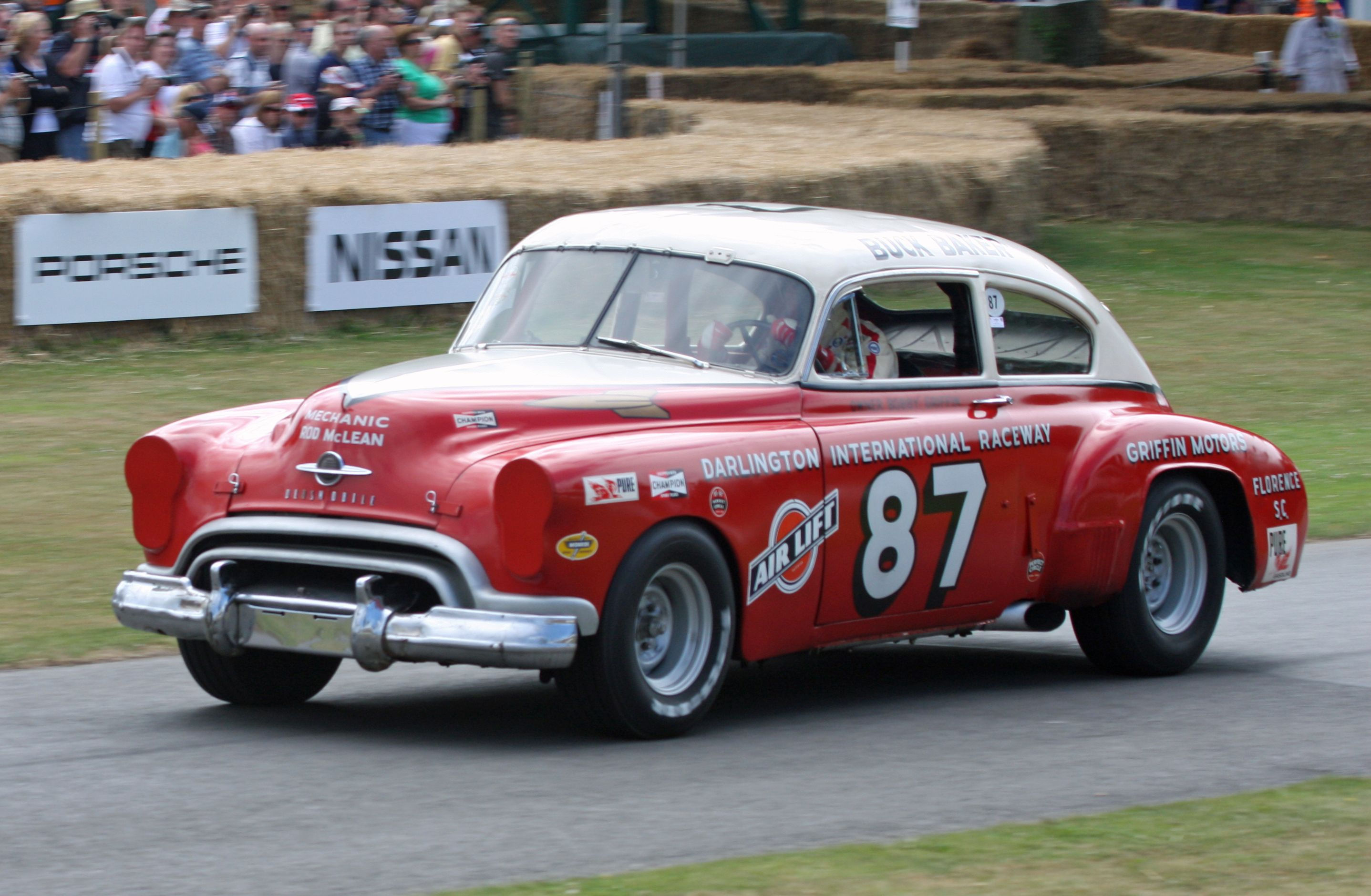 Wallpaper #cBmNN48BtGB6xQ78J6aB52 Buck Baker 1949 Oldsmobile Rocket 88 Oldsmobile Racing Pinterest