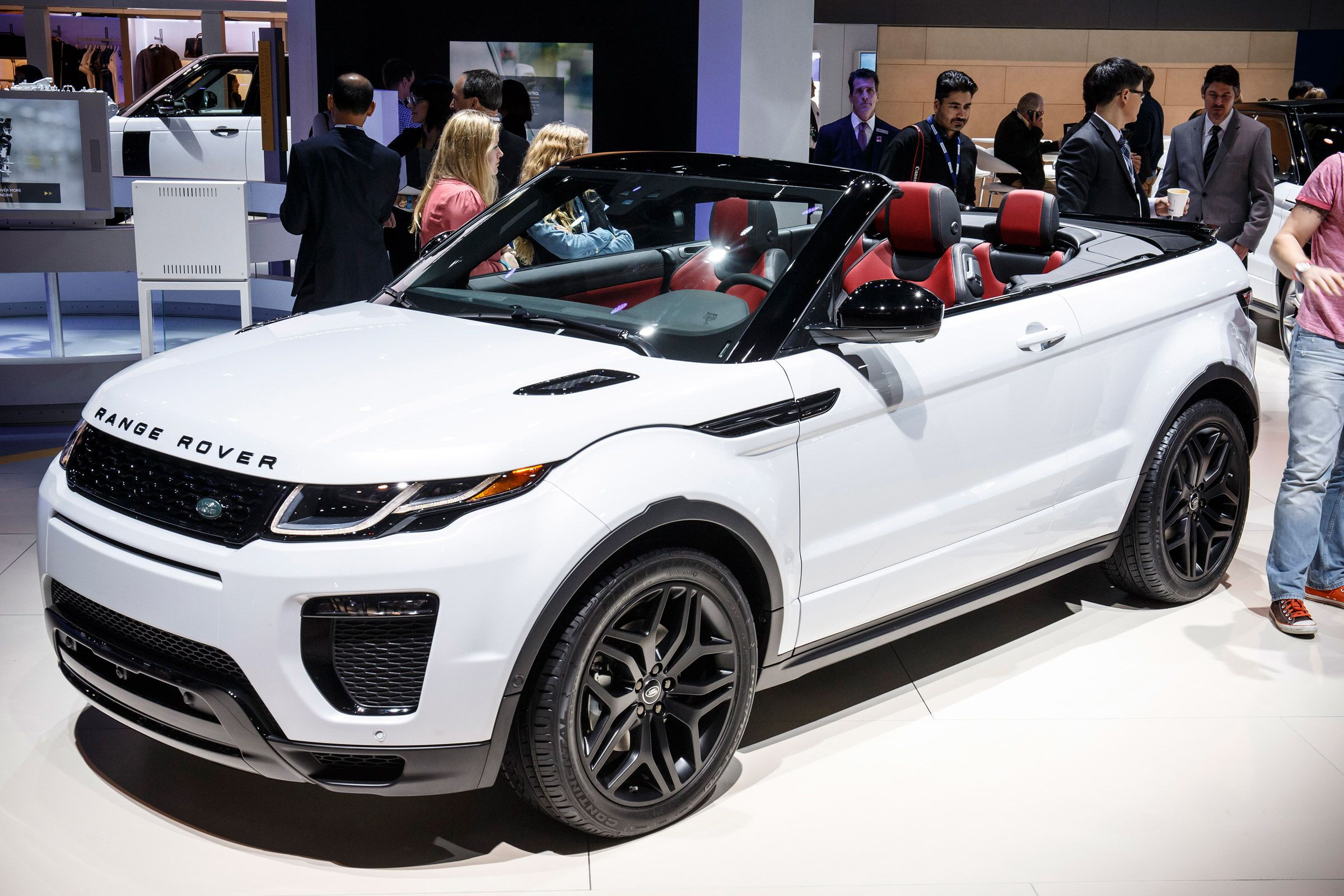 Wallpaper #GRmtFo8BtGB6xQ78vm7I50 Land Rover Has Built the Worlds First Luxury SUV Convertible the