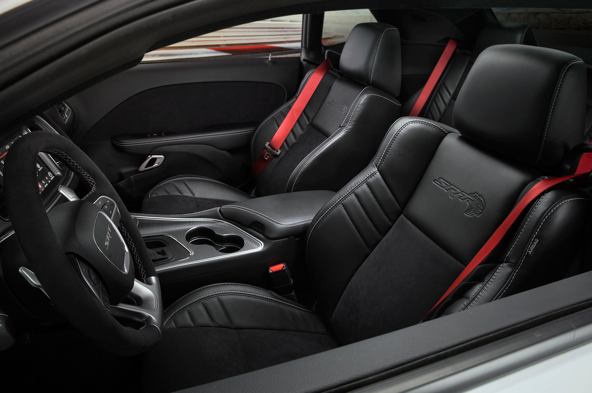 Wallpaper #smjUIJMBSpphPi3-ZS4W187 Dodge Charger 2024 Interior Back Seat Penny Blondell