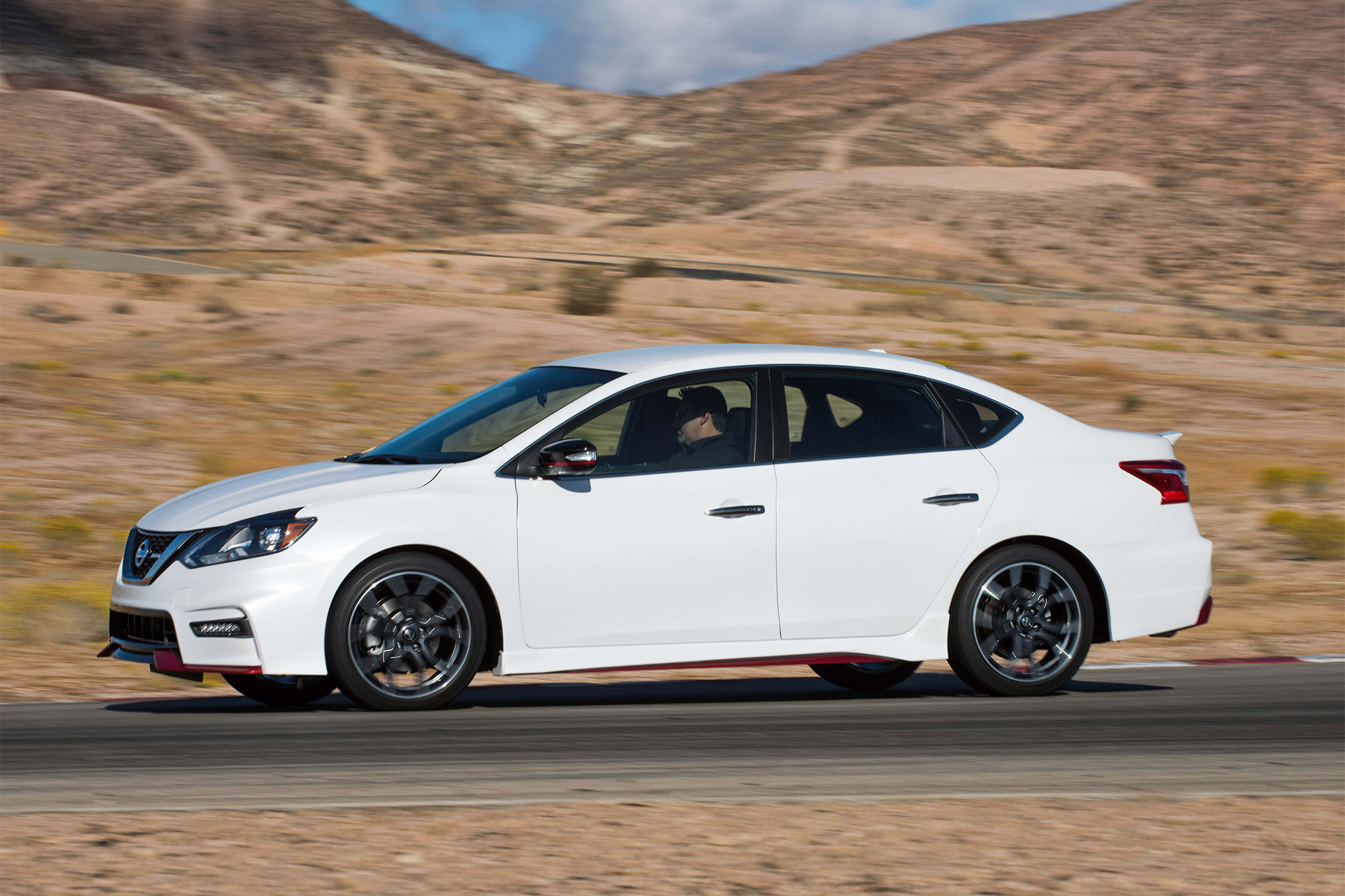 Wallpaper #UmcuBZMBSpphPi3-Lbv414 2017 Nissan Sentra Nismo Quick Take Automobile Magazine