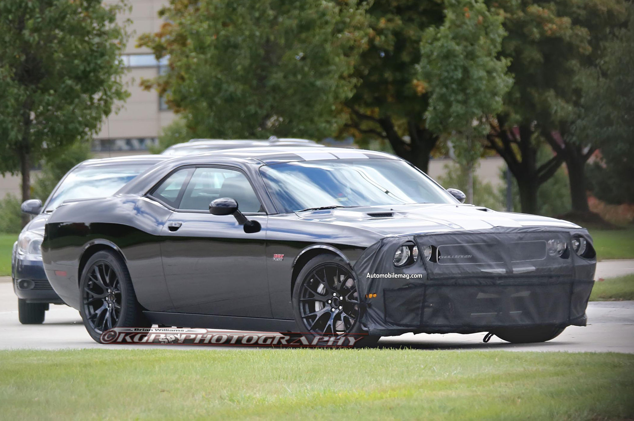 Wallpaper #Lmfr-5IBSpphPi3-fpa886 Supercharged Dodge Challenger Srt8 Hellcat Spied