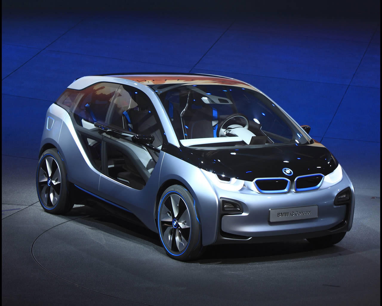 Wallpaper #IXS00I4B_8f4nGFabHUl49 BMW i3 Electric with Range Extender and i8 Plug in Full Hybrid Drive