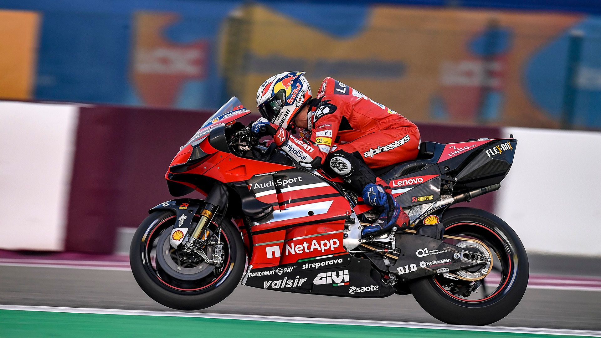 Wallpaper #2H0A8Y4Bnwiau_P6LgdC47 Lenovo Ducati Big Data AI Transforming Motogp Racing