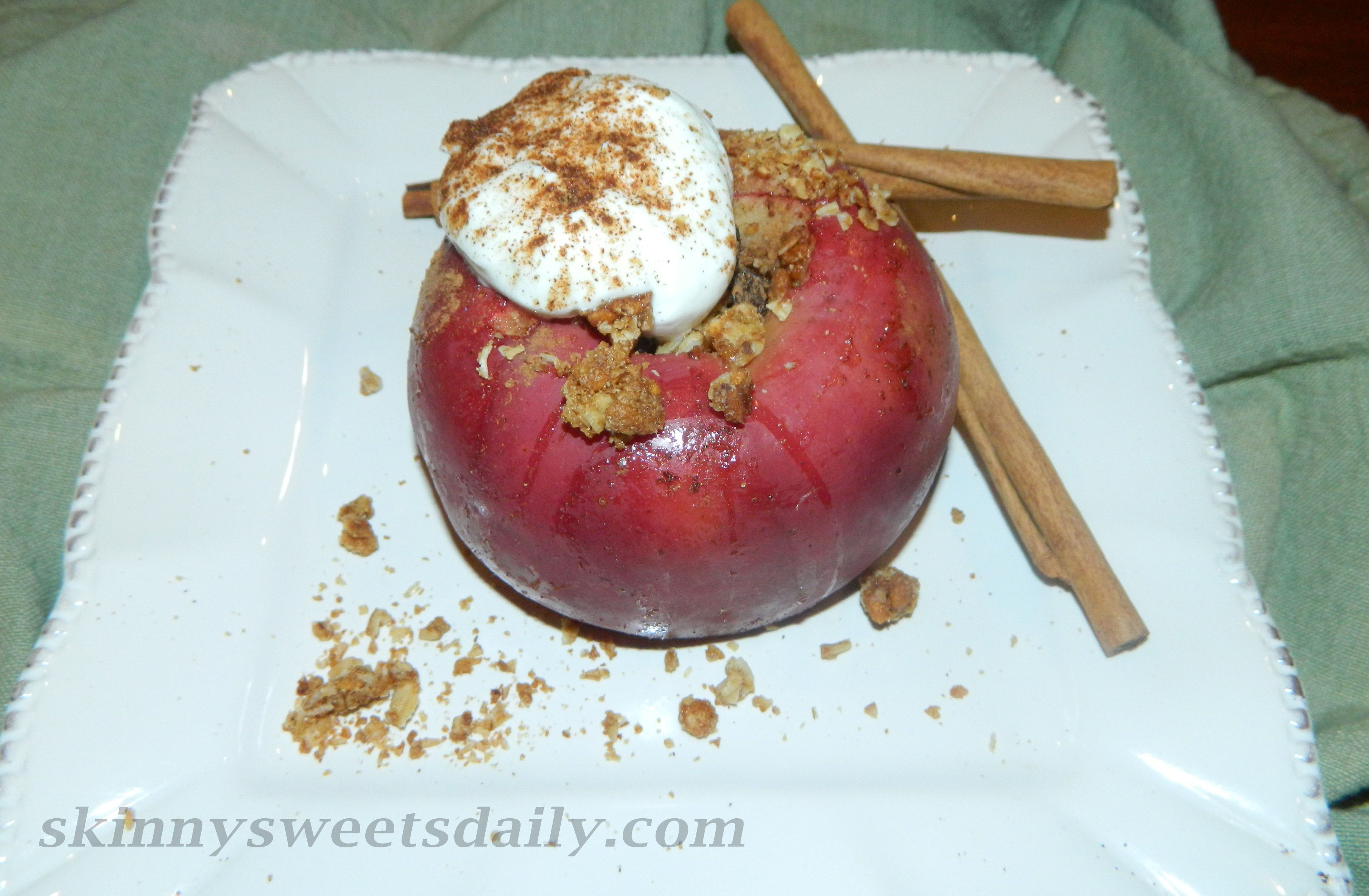 Wallpaper #BQM5YpMBpyOg8YnEGNKZ151 Extra Large Baked Apple with Crunchy Granola Pams Daily Dish