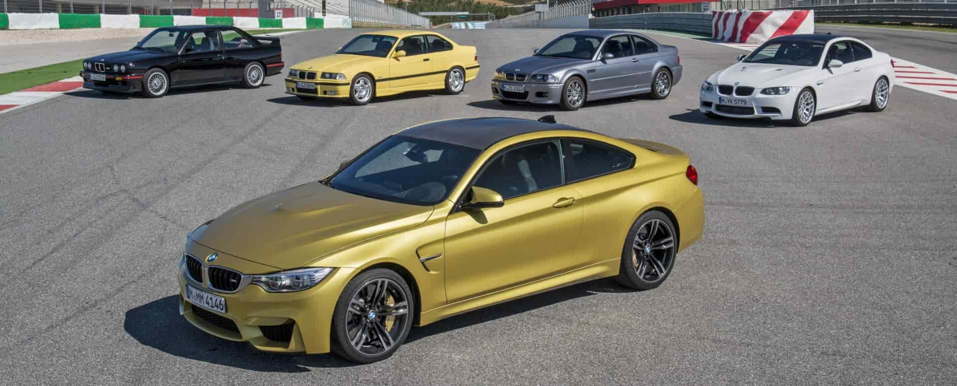 Wallpaper #C3M6gI4BFI5NbQksUhiD30 BMW M3 and M4 Sports Cars on a Race Track