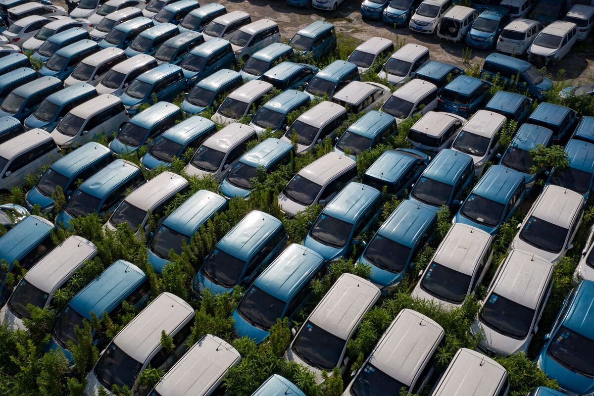 Wallpaper #qxcDPpMBPLD5_VENyd4X163 Abandoned Vehicles in Chinas Urban Areas Are Like an Ev Graveyard