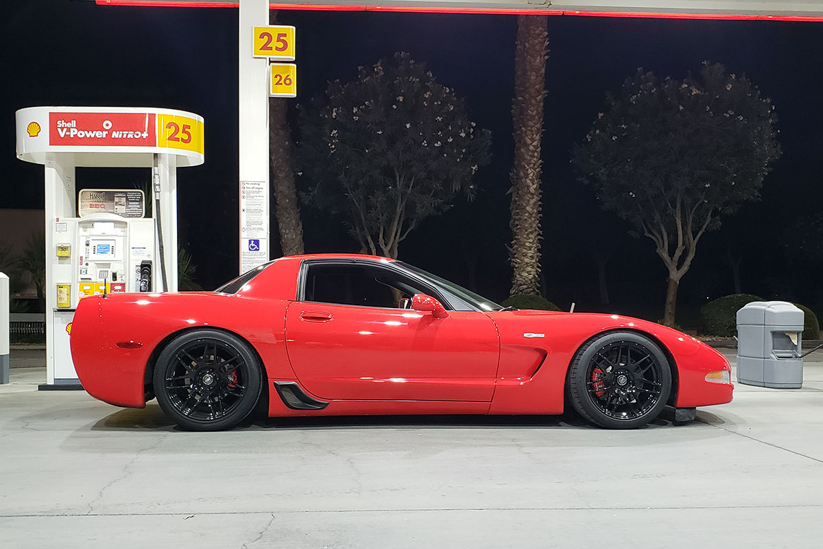 Wallpaper #52cXBZMBSpphPi3-zrrm52 Customer Spotlight C5 Corvette Z06 on Forgestar F14 Wheels Vivid