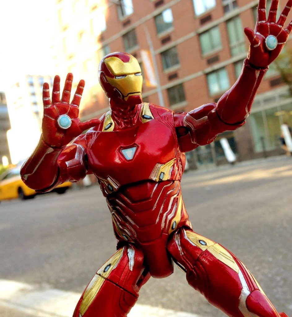 Wallpaper #-bkg3pIBJvJKYCmEzgMB94 Iron Man Marvel Select Action Figure Out Now Diskingdomcom