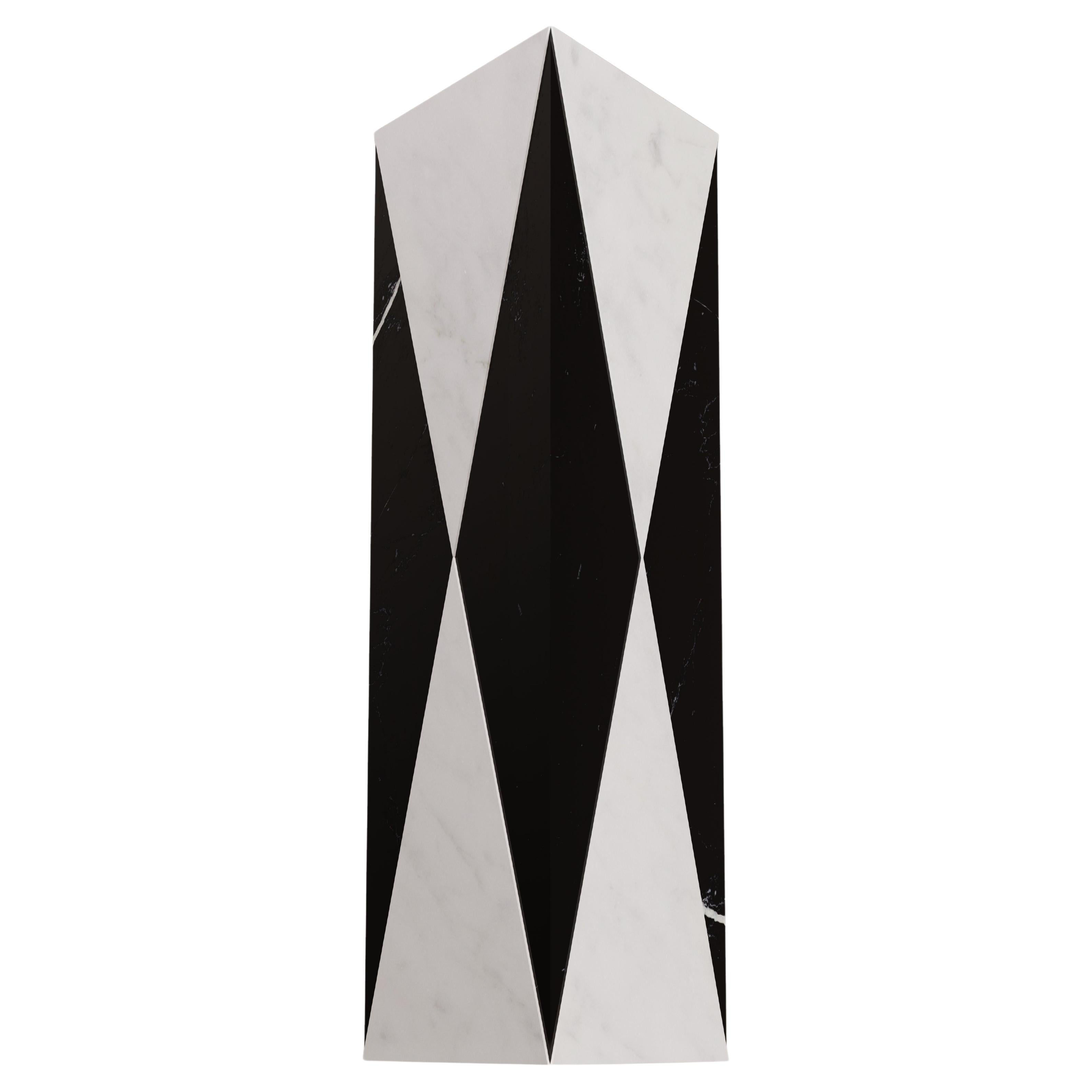 Wallpaper #zWdqCZMBSpphPi3-2s_N309 Triangular Vase in White Carrara Marble and Black Marquina by Carcino
