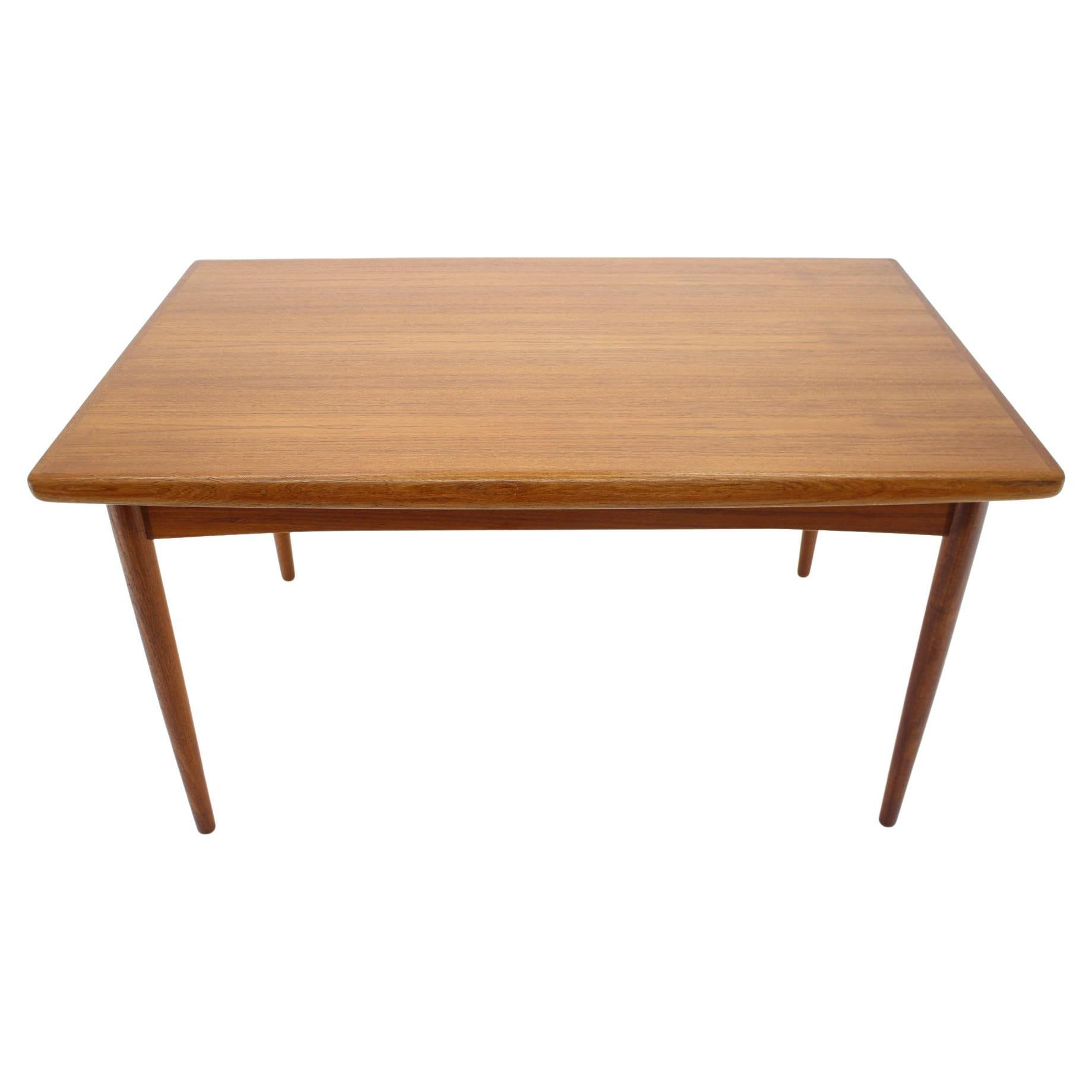 Wallpaper #7B0HLZMBlOZrFDOkWM3S123 Dining Table in Rosewood by Skovby Furniture Factory Circa 1960 for