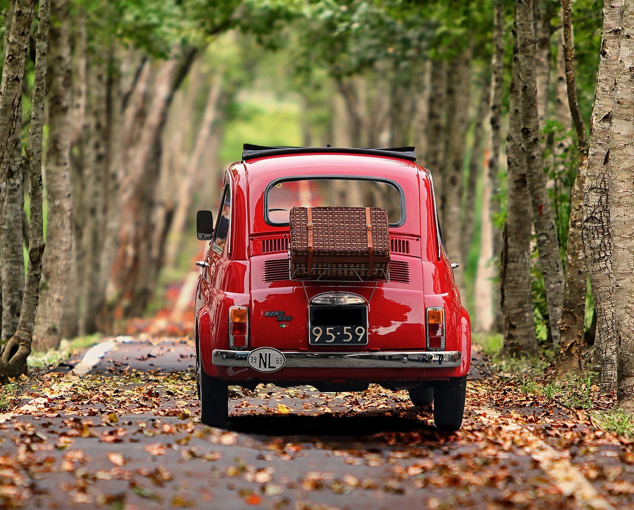 Wallpaper #36e02 Violet Fiat 500 Car Stock Editorial Photo 3290162 Clashot 85352234