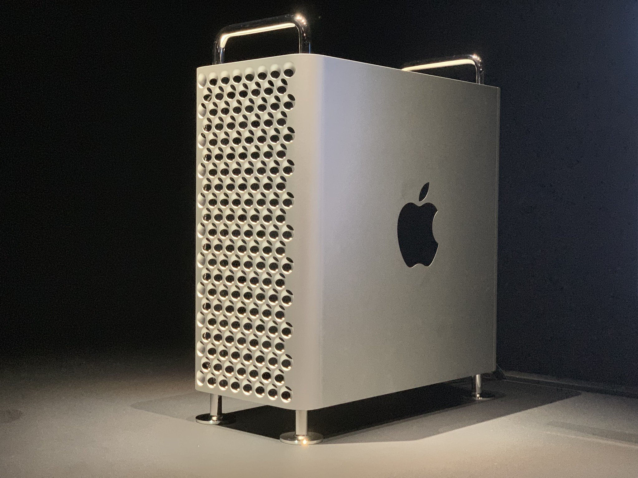 Wallpaper #eGen9pIBSpphPi3-uIRk16 Apple Mac Pro Refurbished Store Clevermopla